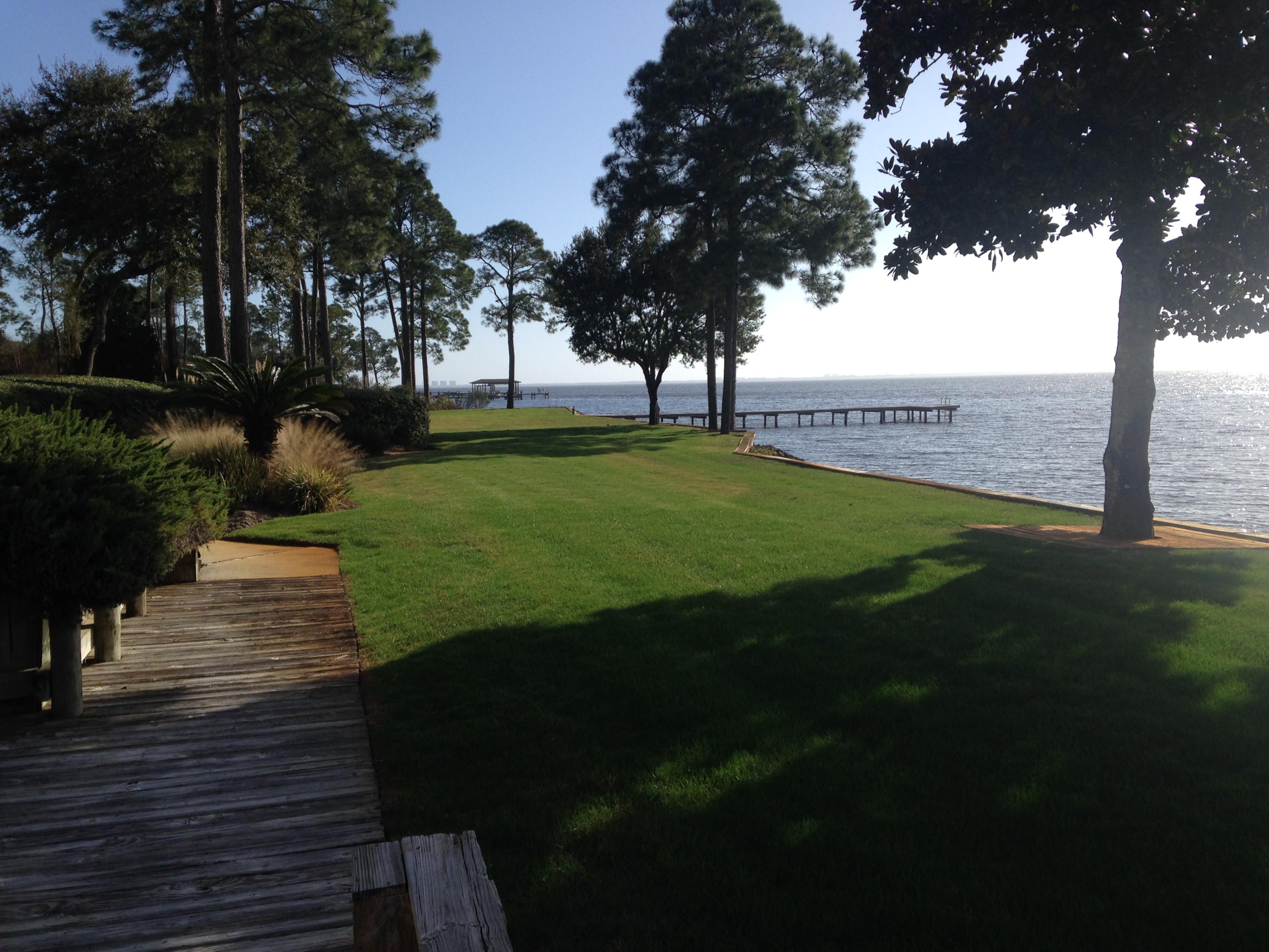 BAYSIDE VILLAS CONDOS - Residential