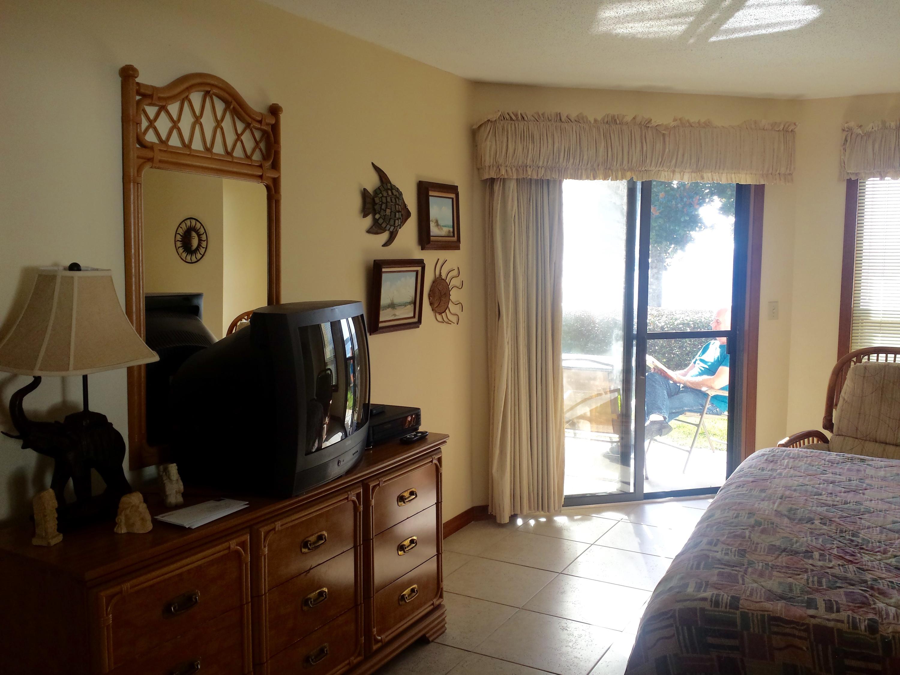 BAYSIDE VILLAS CONDOS - Residential