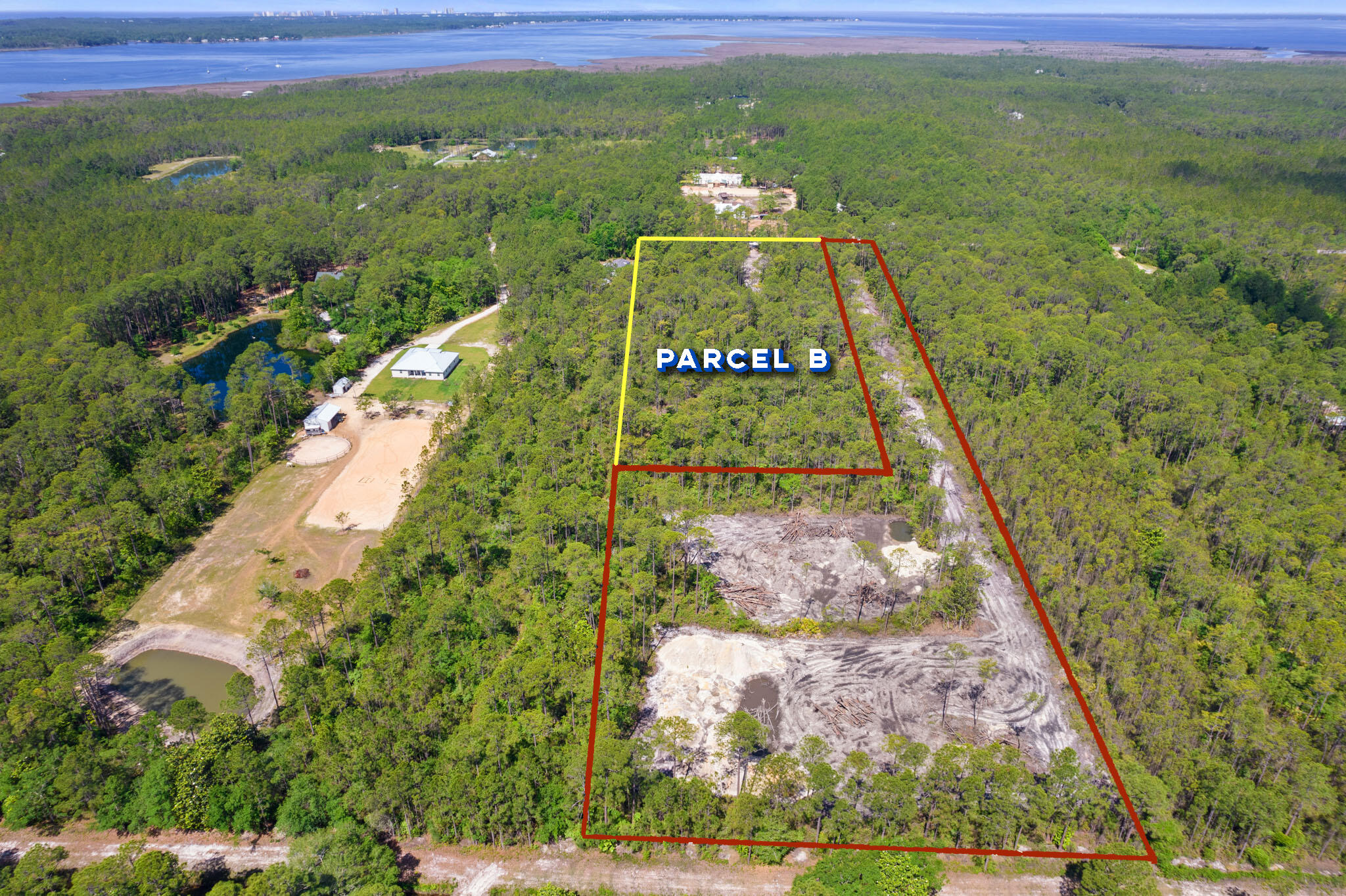 Great opportunity to own a large residential property and have multiple homes on site. Easy access to 30A beaches and the Choctawhatchee Bay. Minutes to grocery, medical, Sandestin and Highway 331.Opportunity to purchase adjacent 4.05ac (898455) for a combined 9.75ac and $550,000.