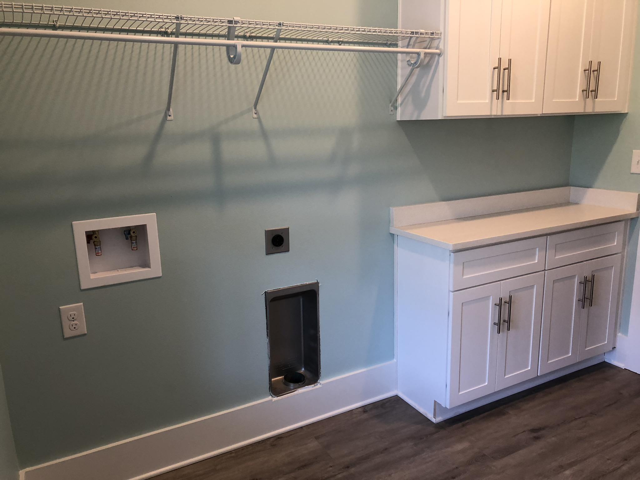 ELLIOTTS POINT - Residential