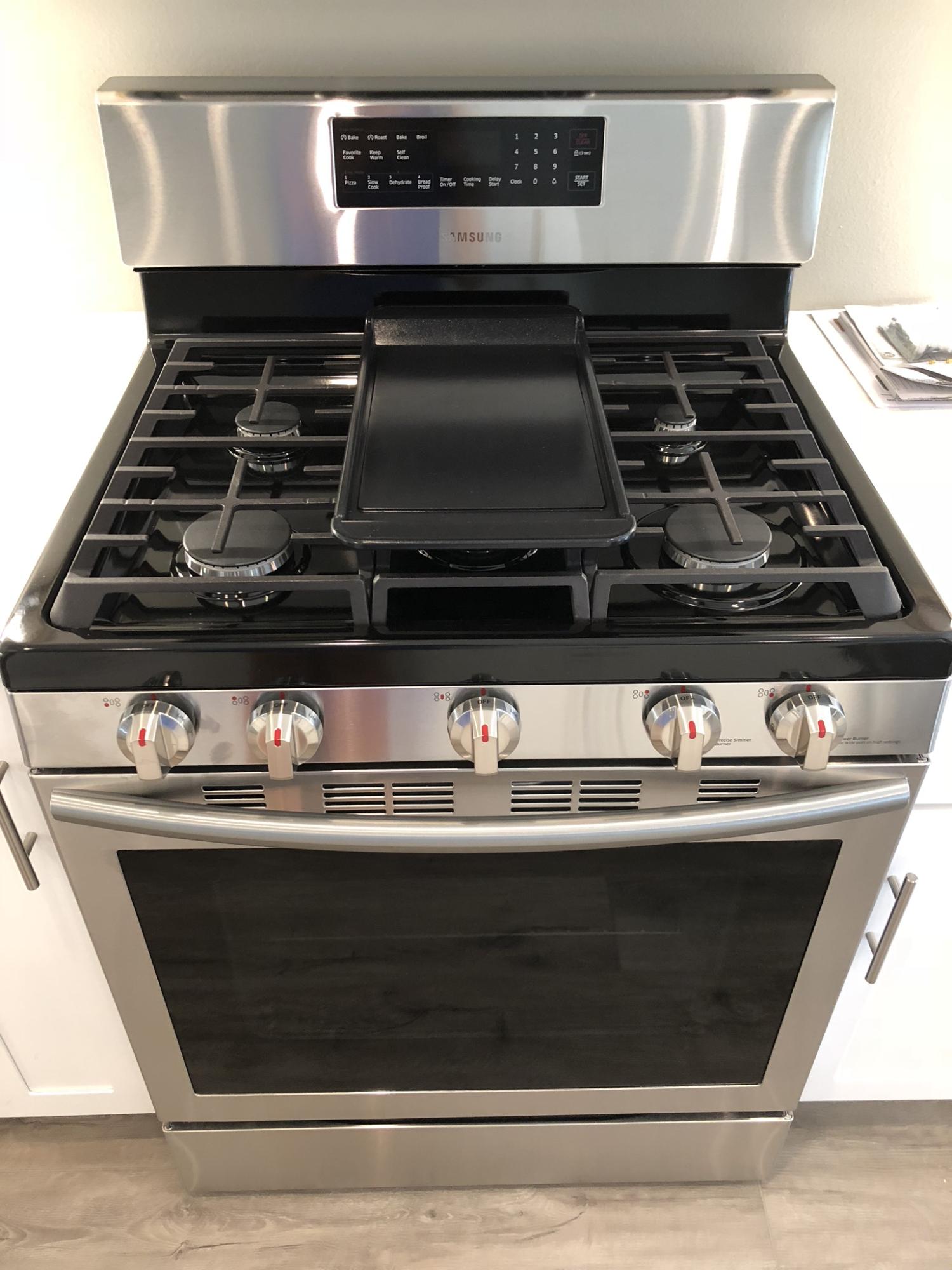 ELLIOTTS POINT - Residential