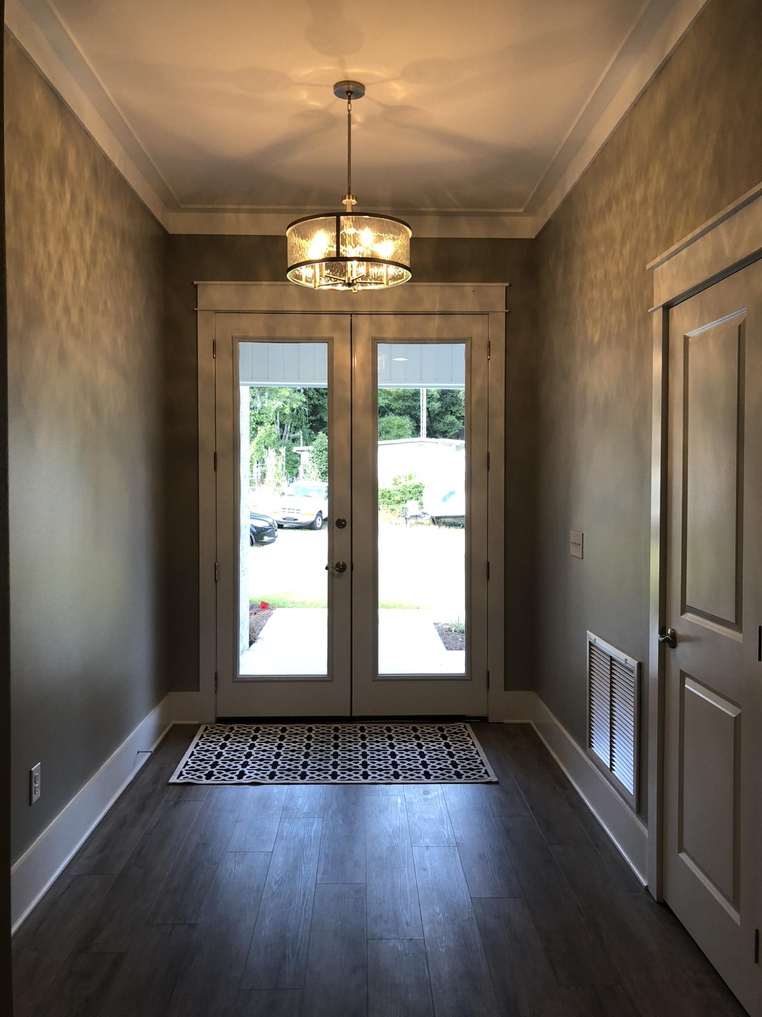 ELLIOTTS POINT - Residential