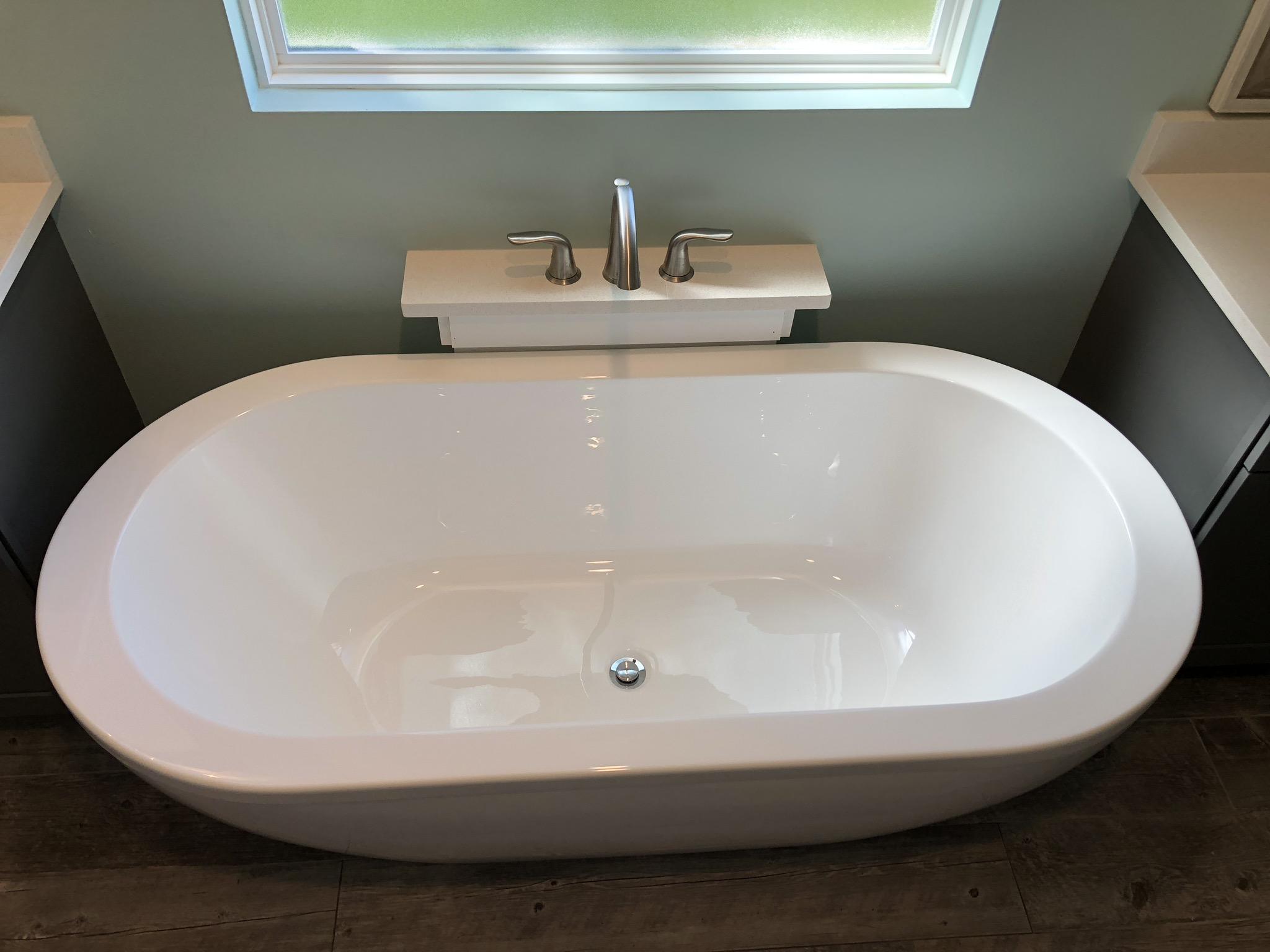 ELLIOTTS POINT - Residential