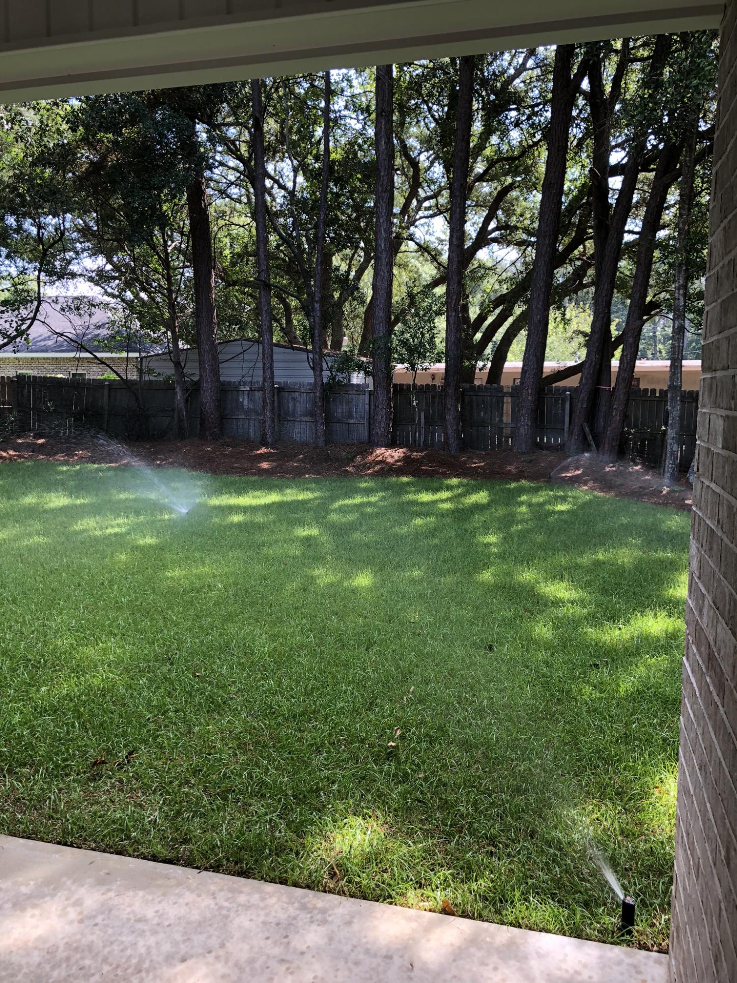 ELLIOTTS POINT - Residential