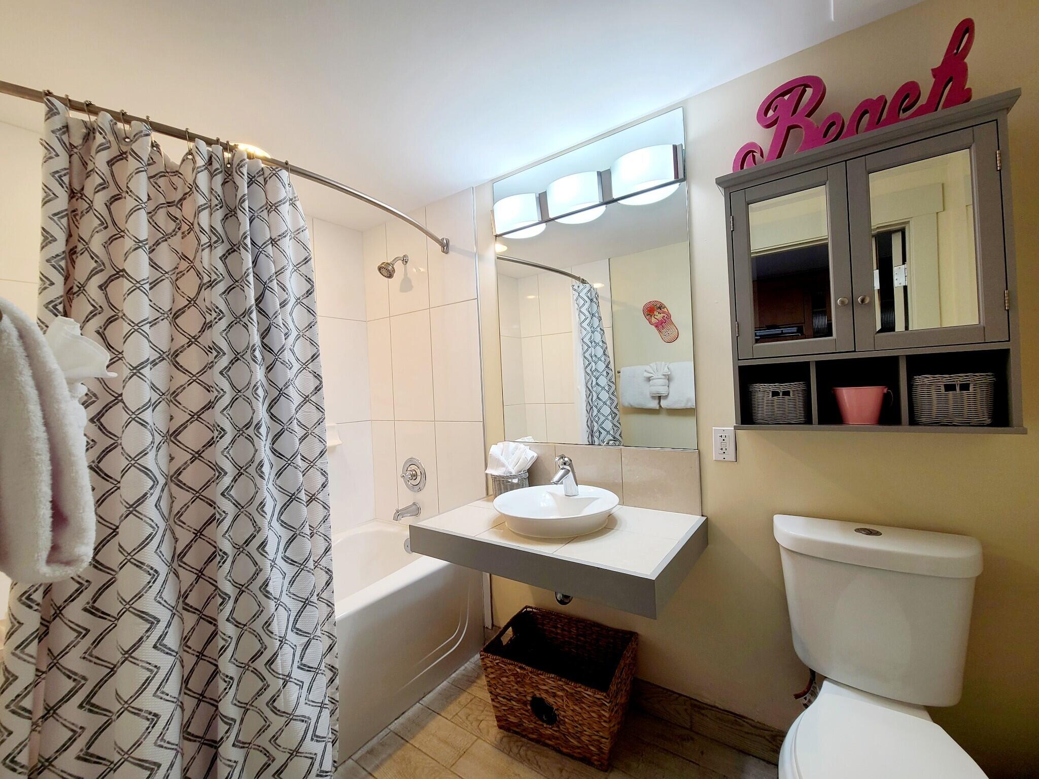 BAHIA CONDO - Residential