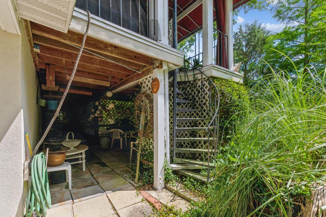 HIDDEN LAKES - Residential