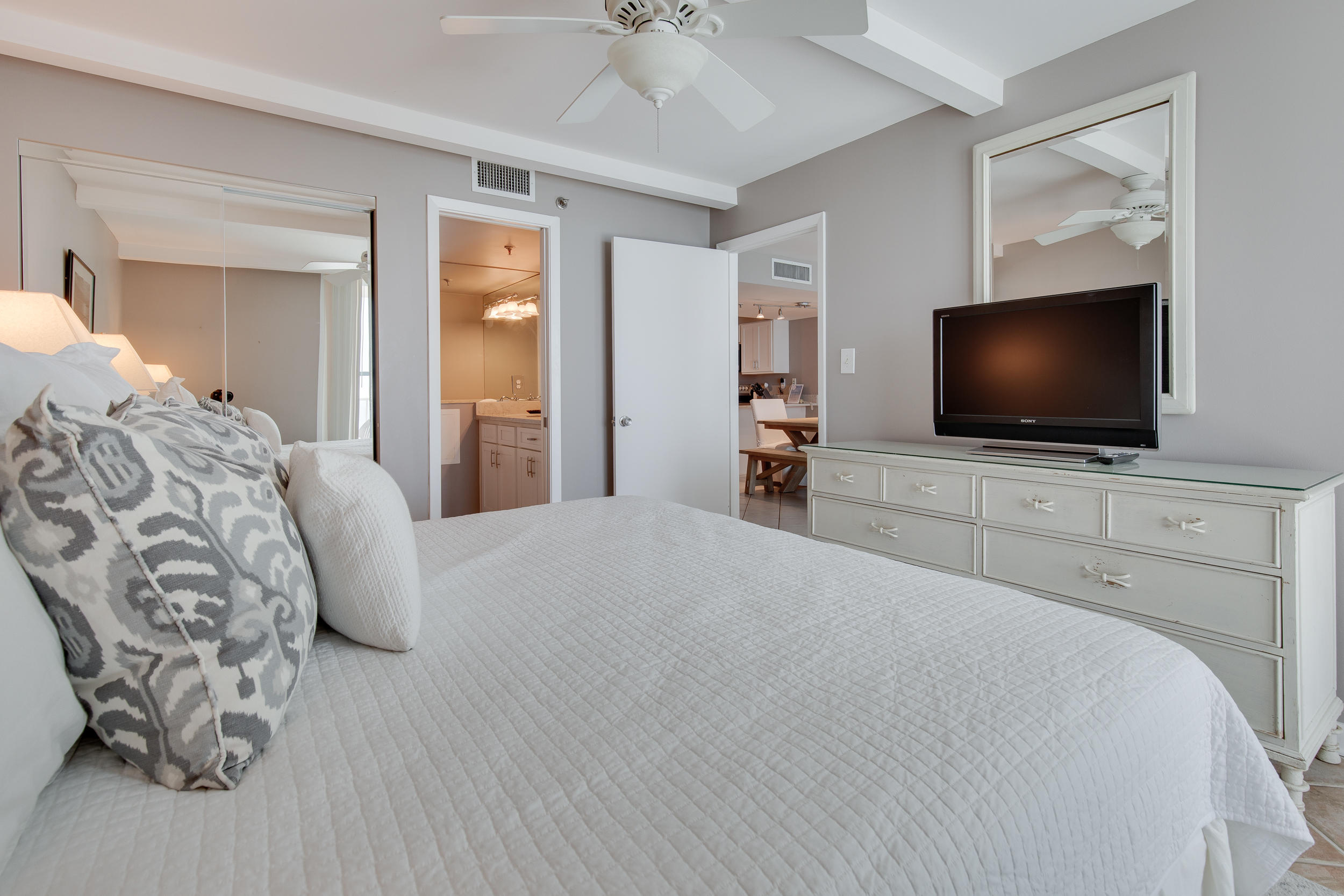 BEACHCREST CONDO - Residential