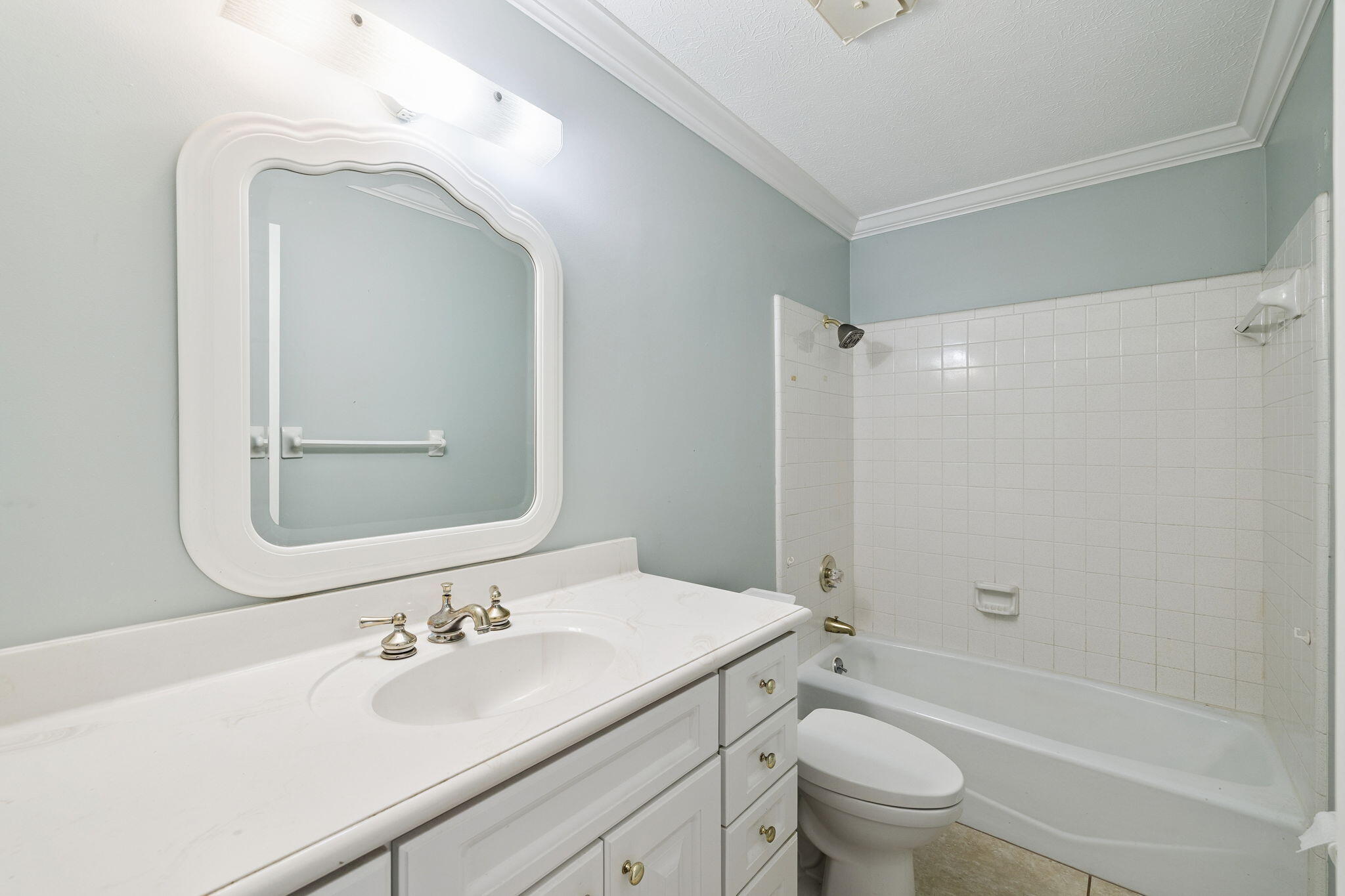 BAYWOOD SHORE ESTATES UNIT 2 - Residential