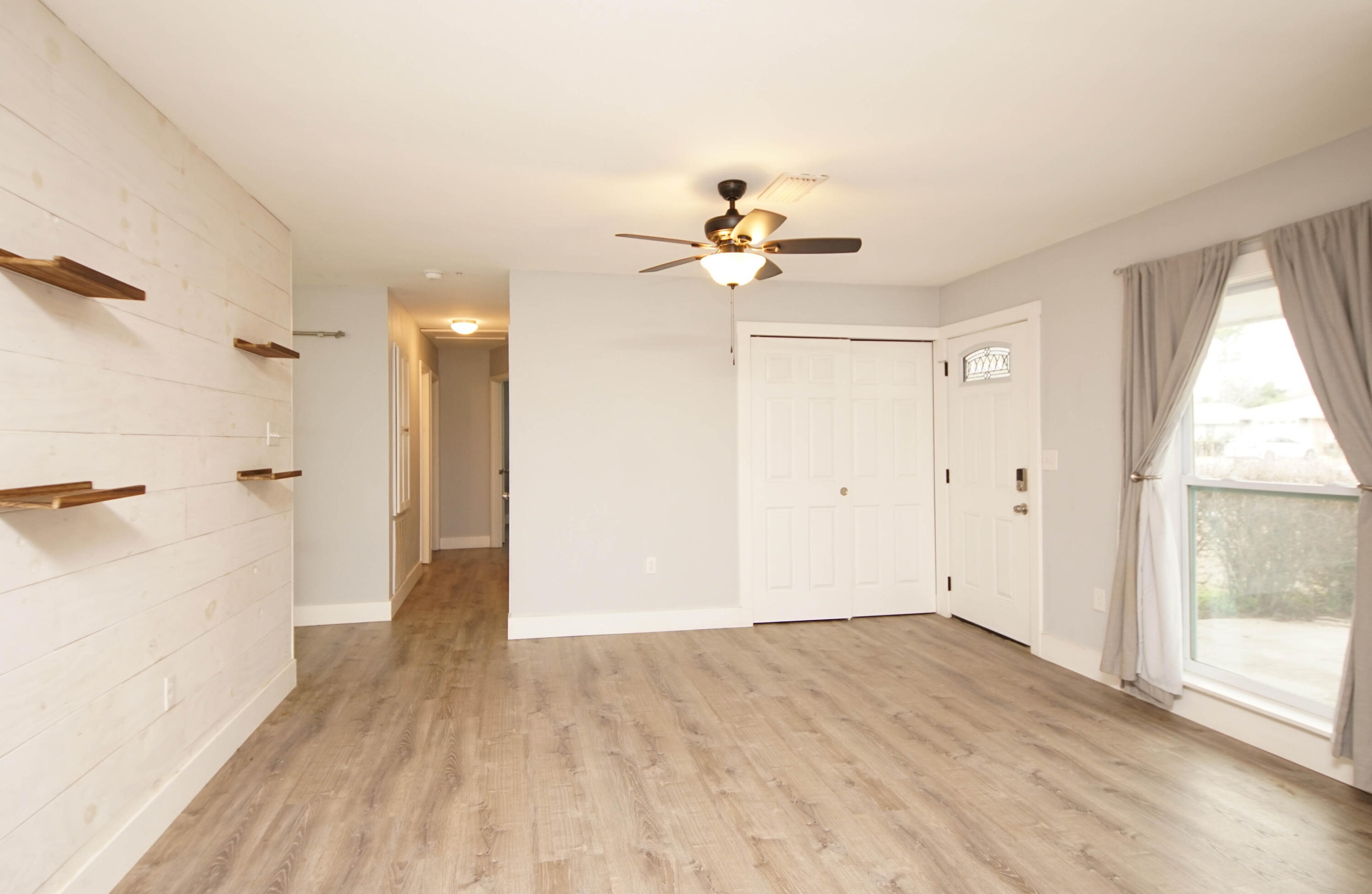 OAKLAND HEIGHTS - Residential