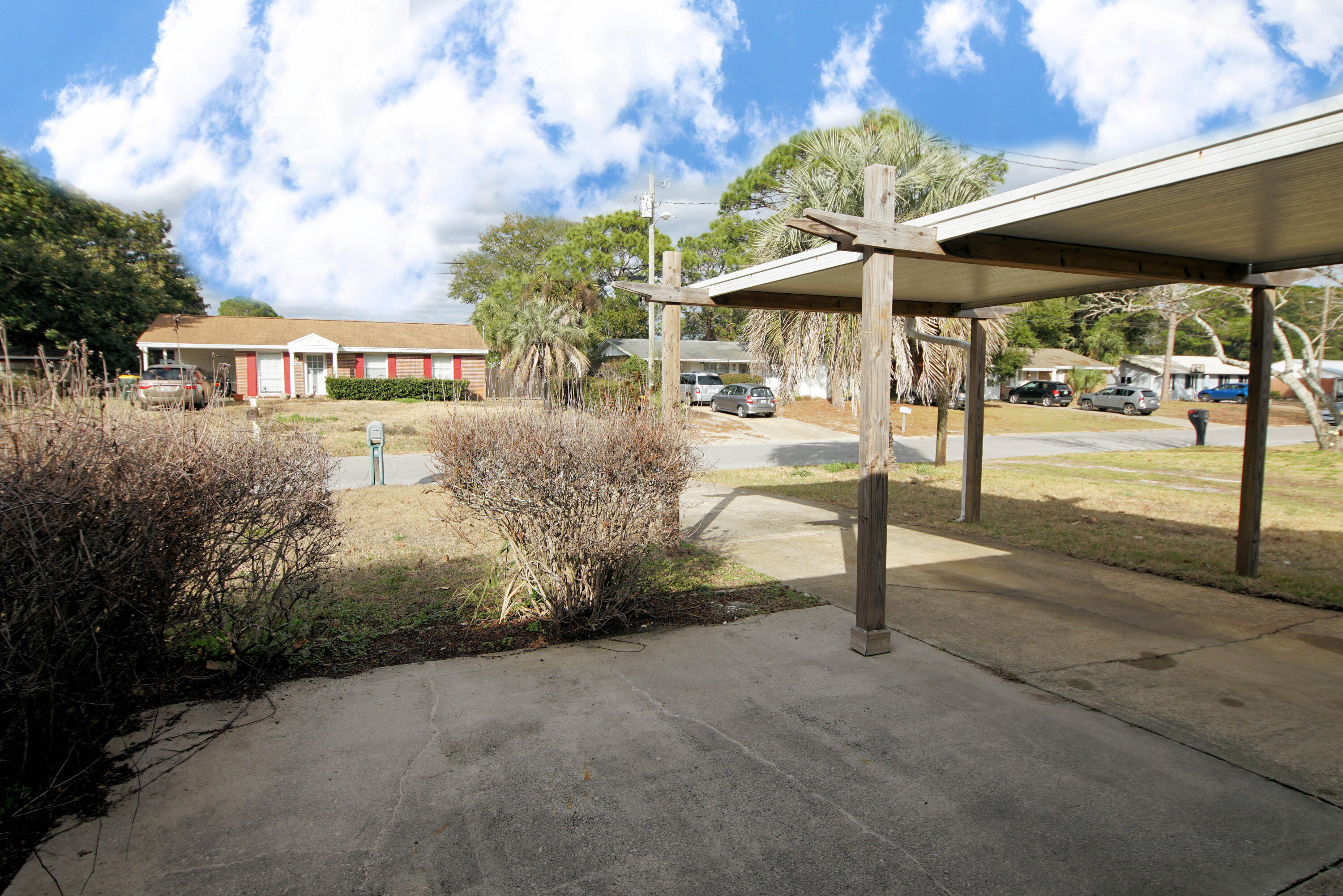 OAKLAND HEIGHTS - Residential