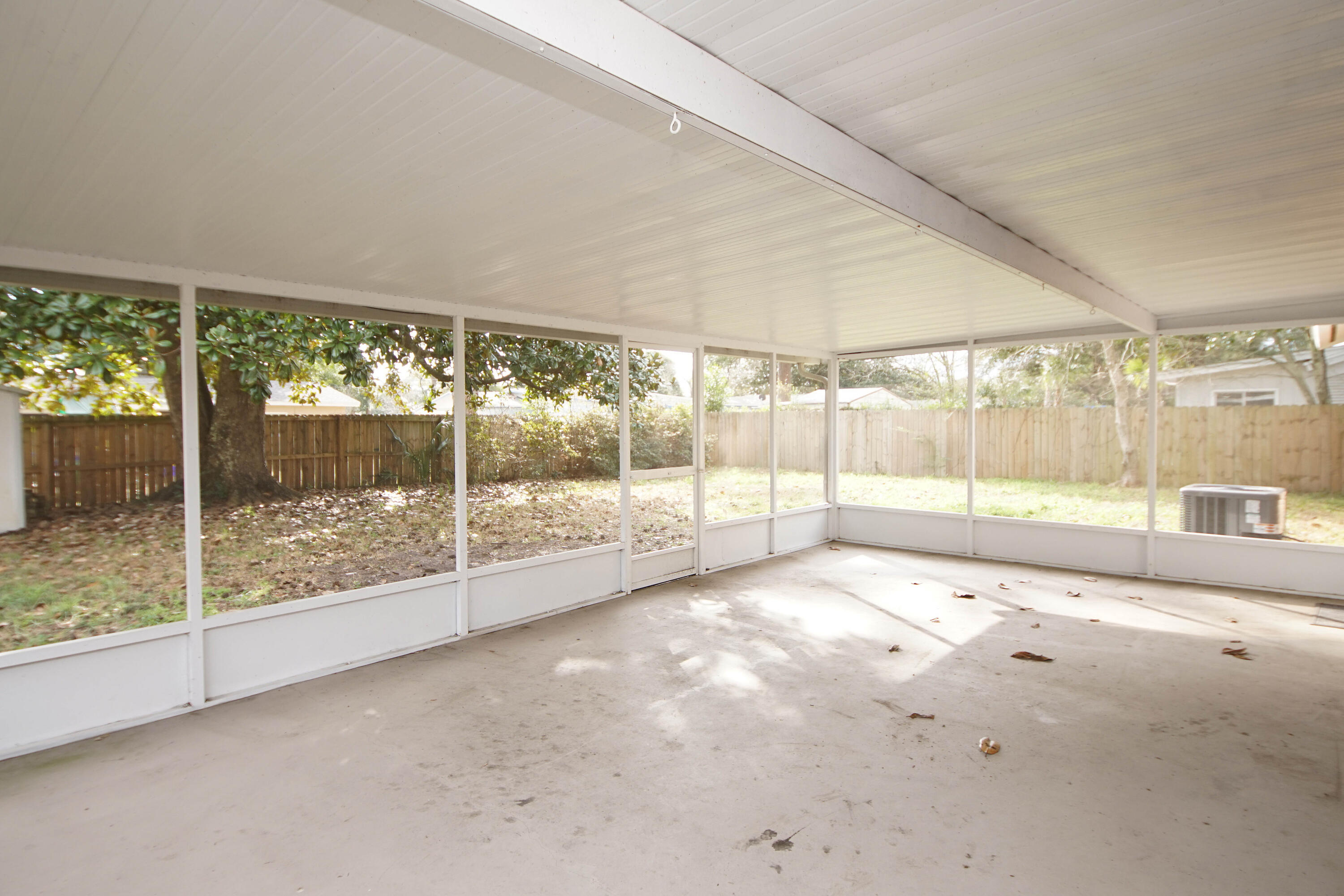 OAKLAND HEIGHTS - Residential