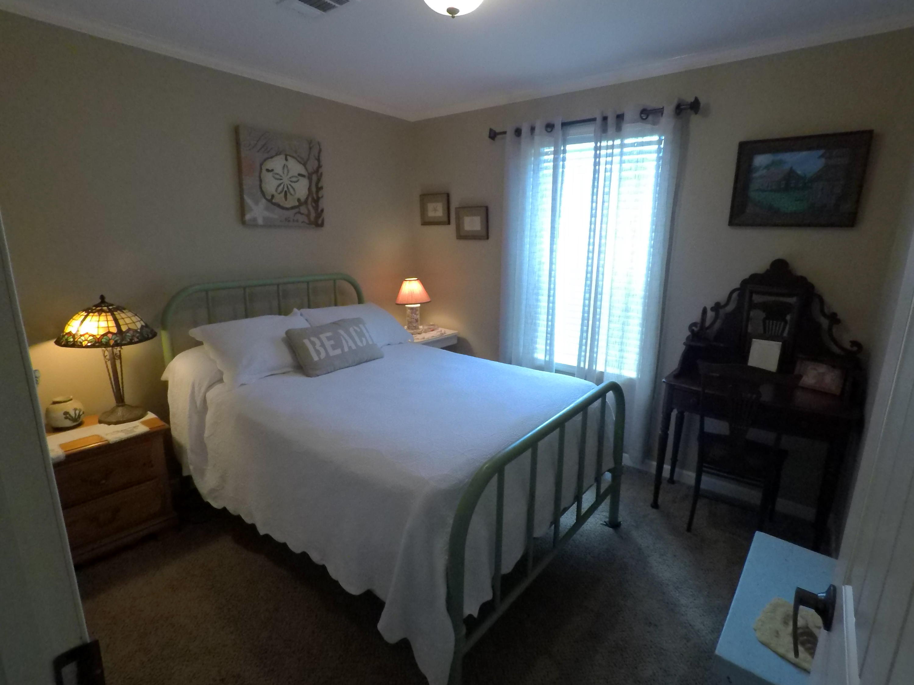 LAGUNA BEACH ESTATES 7TH ADDN - Residential