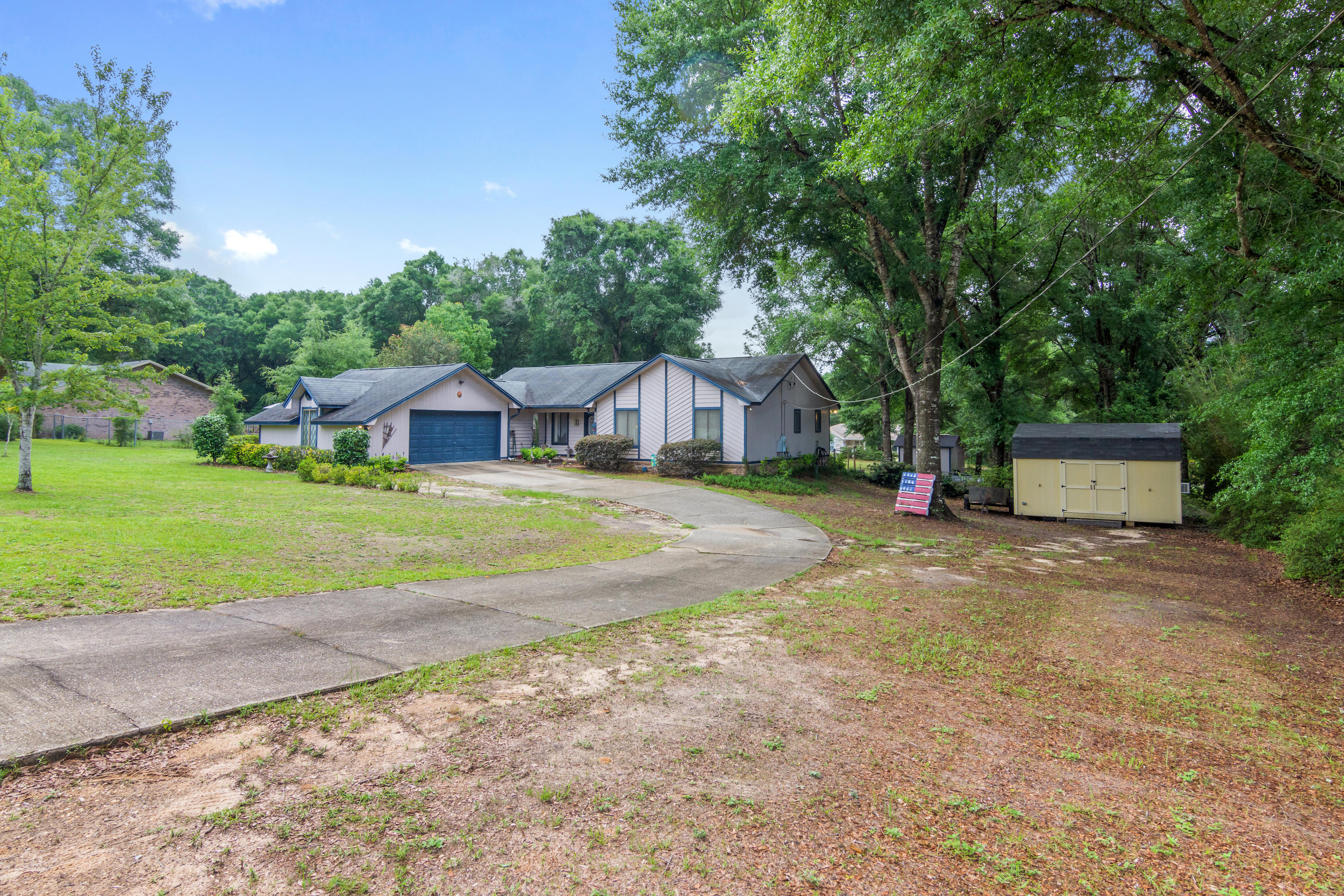 KENNEDY LAKES 1ST ADDN - Residential