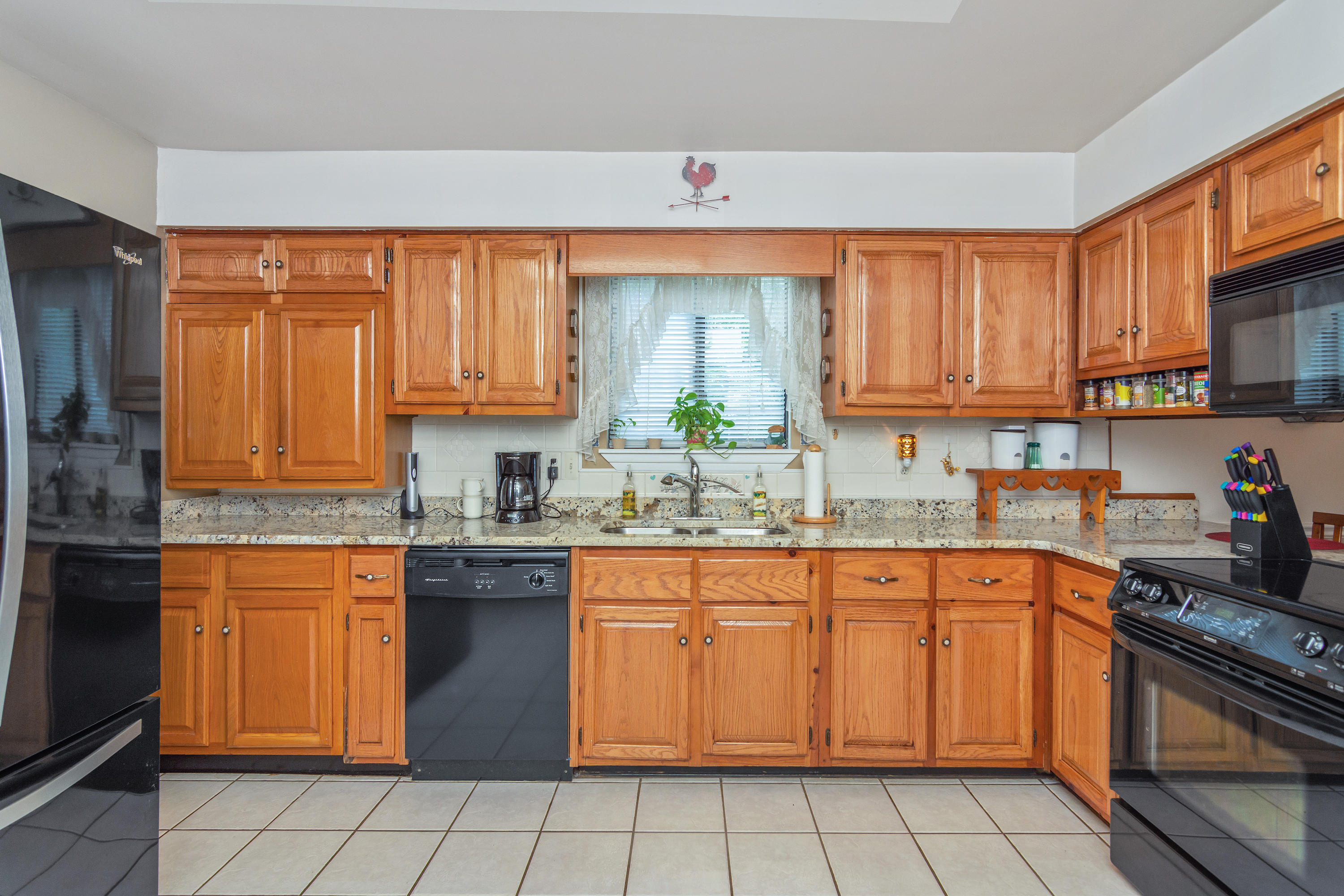 KENNEDY LAKES 1ST ADDN - Residential