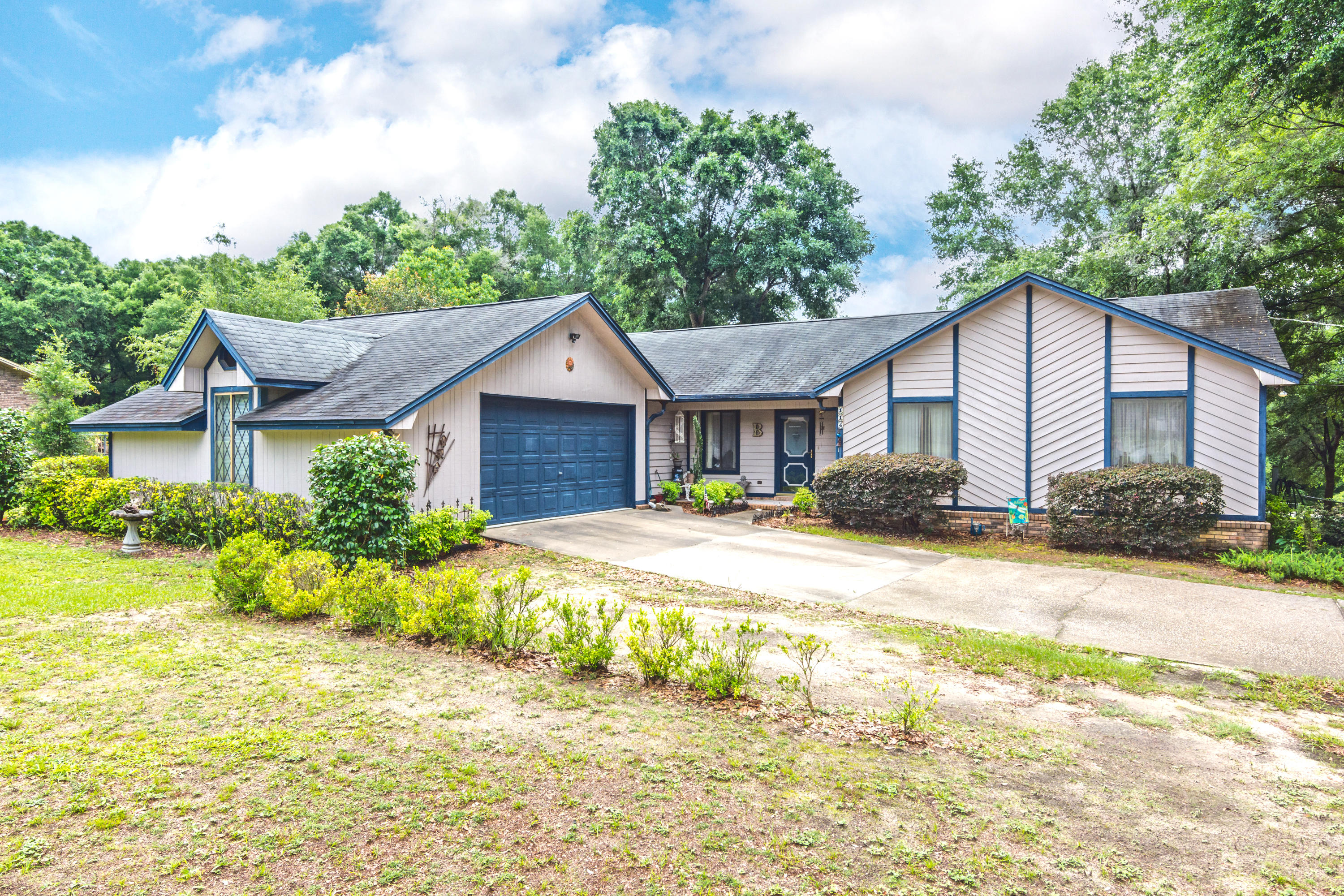 KENNEDY LAKES 1ST ADDN - Residential