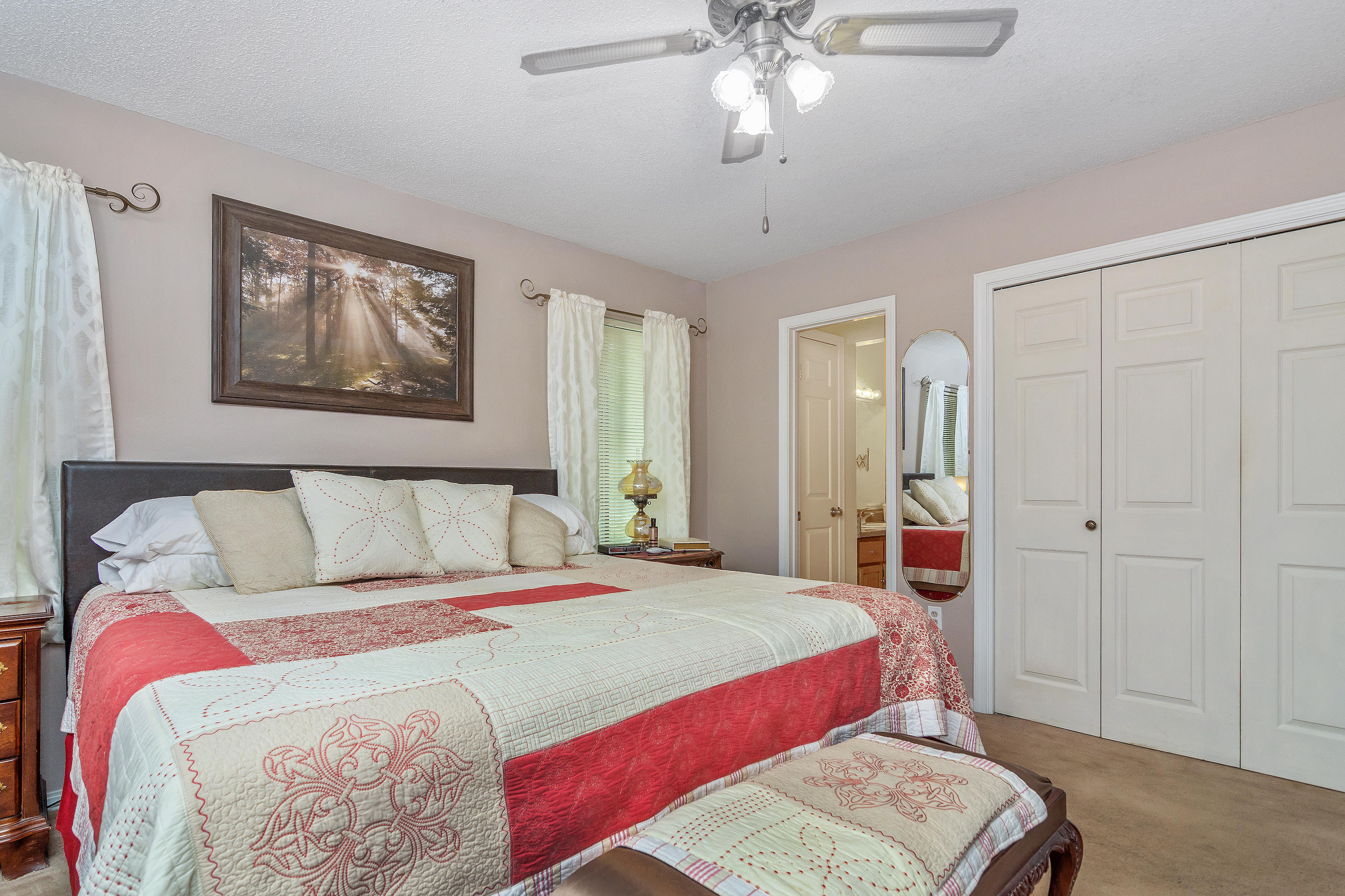 KENNEDY LAKES 1ST ADDN - Residential