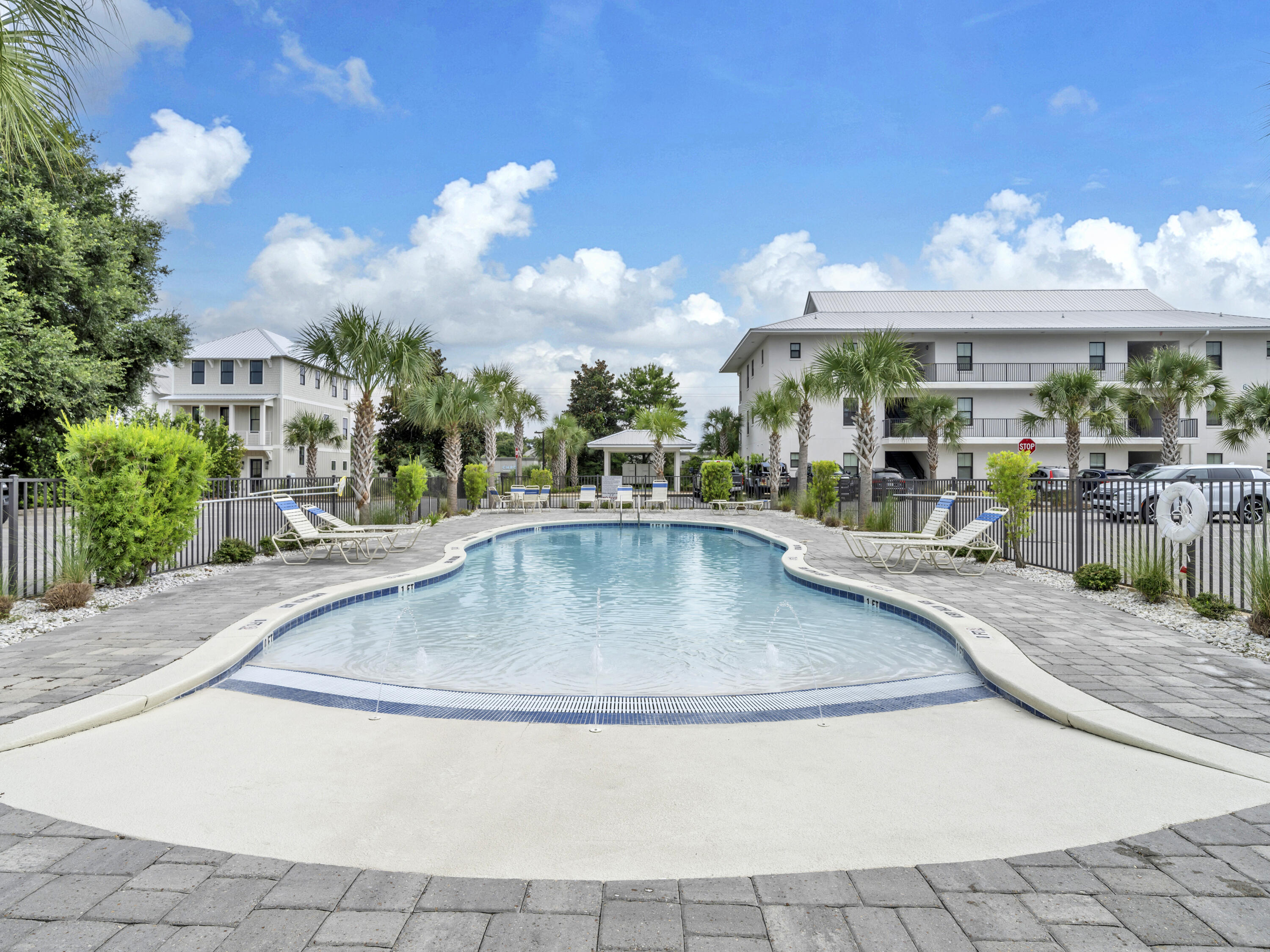 Hidden Lake Condominiums - Residential