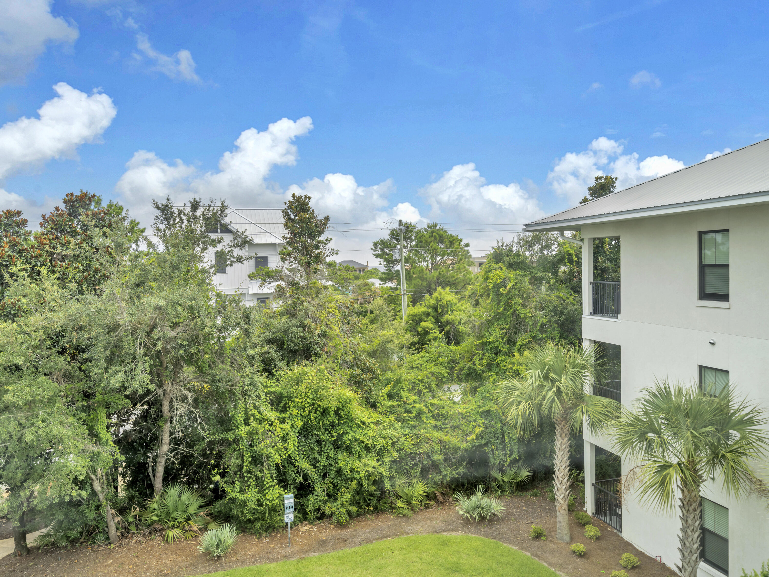 Hidden Lake Condominiums - Residential