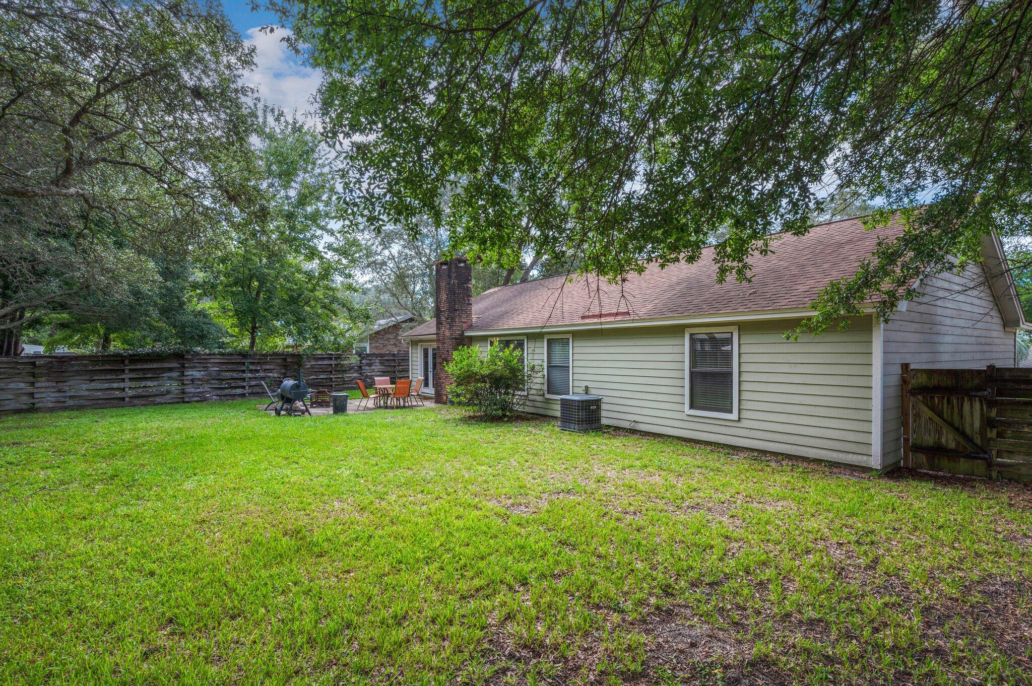 CARIBBEAN EAST - Residential Lease