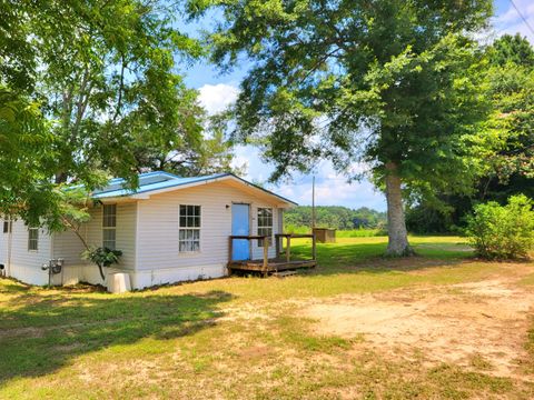 A home in Laurel Hill