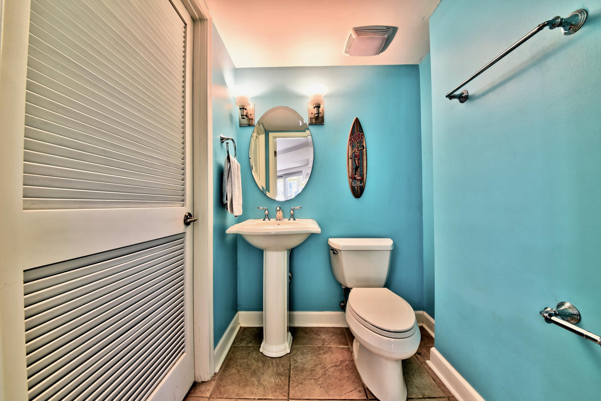 REGENCY TOWERS CONDOMINIUM II - Residential