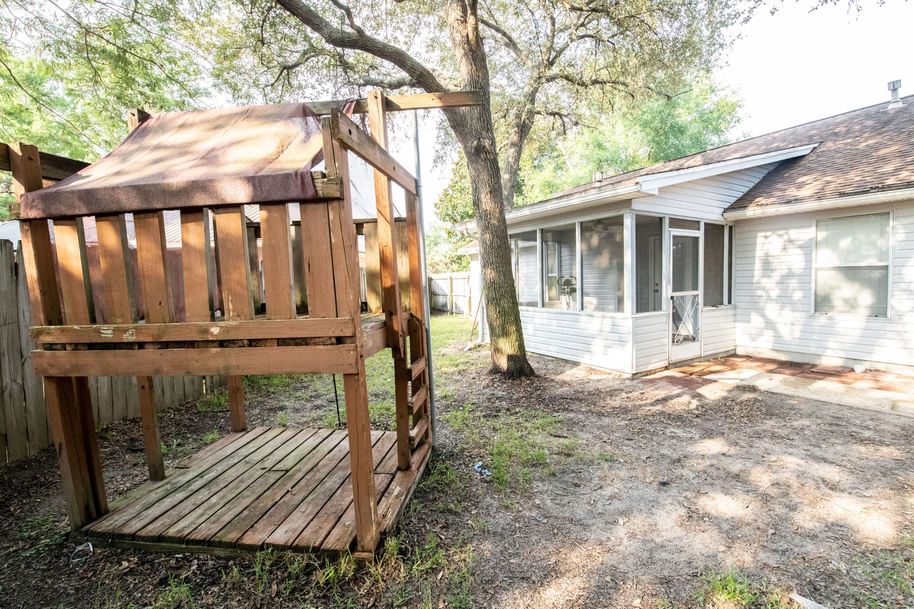 PARKWOOD PLACE AT BLUEWATER BAY - Residential