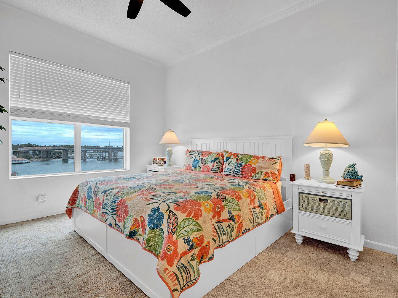 PALM COURT YACHT CLUB - Residential