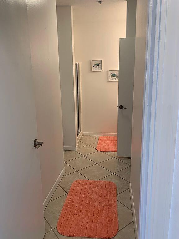 PALM COURT YACHT CLUB - Residential