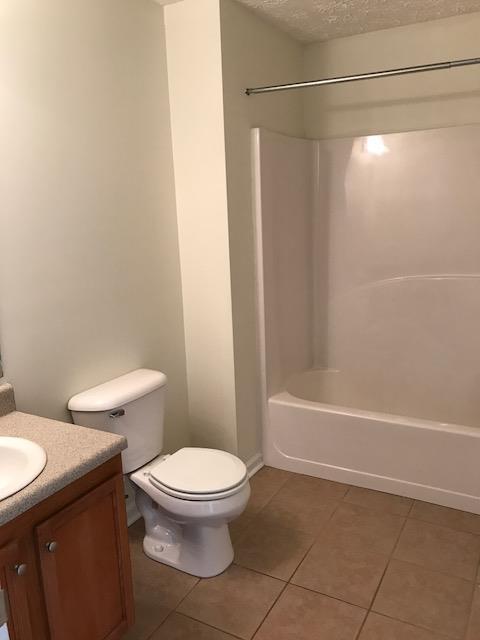 BRANDON OAKS - Residential