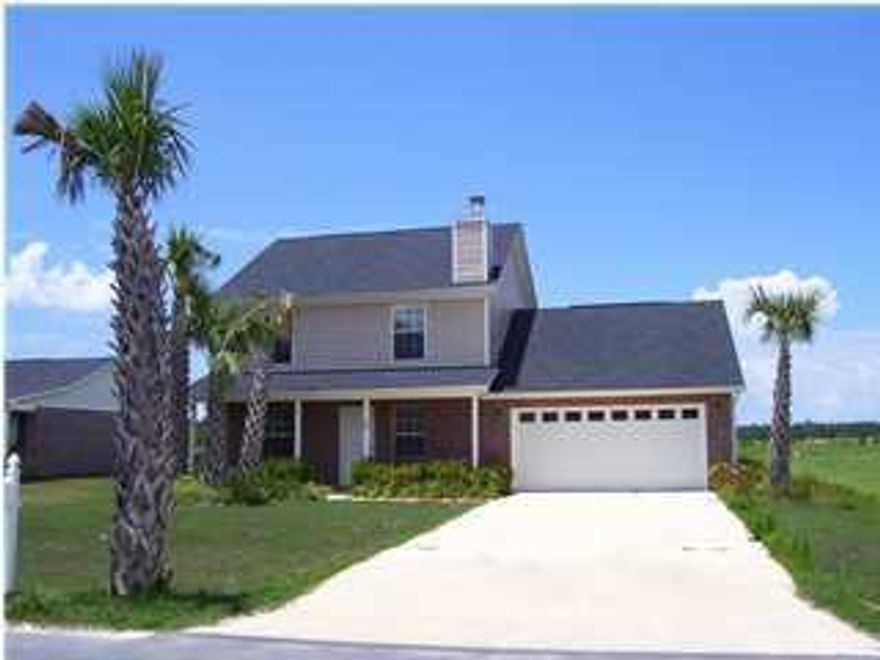 Large 4 bedroom, 3 full bath home and a bonus room! One bedroom is located downstairs next to a full bath. New carpet in Oct 2017. Living room offers a wood burning fireplace. Kitchen has newer refrigerator. Master bedroom features cathedral ceilings and several windows to bring in lots of natural light. Master bath features a single sink with sit down vanity separate from Shower/toilet area. Great location as it is just off 331 so a quick drive south to Santa Rosa Beach for shopping and dining! City of Freeport is converting this subdivision to city sewer and the owner will be paying the $3000 tap fee.