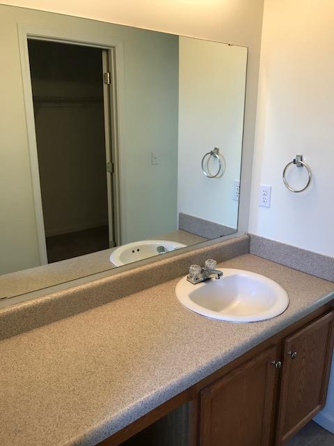 BRANDON OAKS - Residential