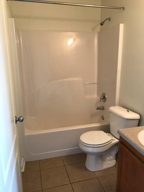 BRANDON OAKS - Residential