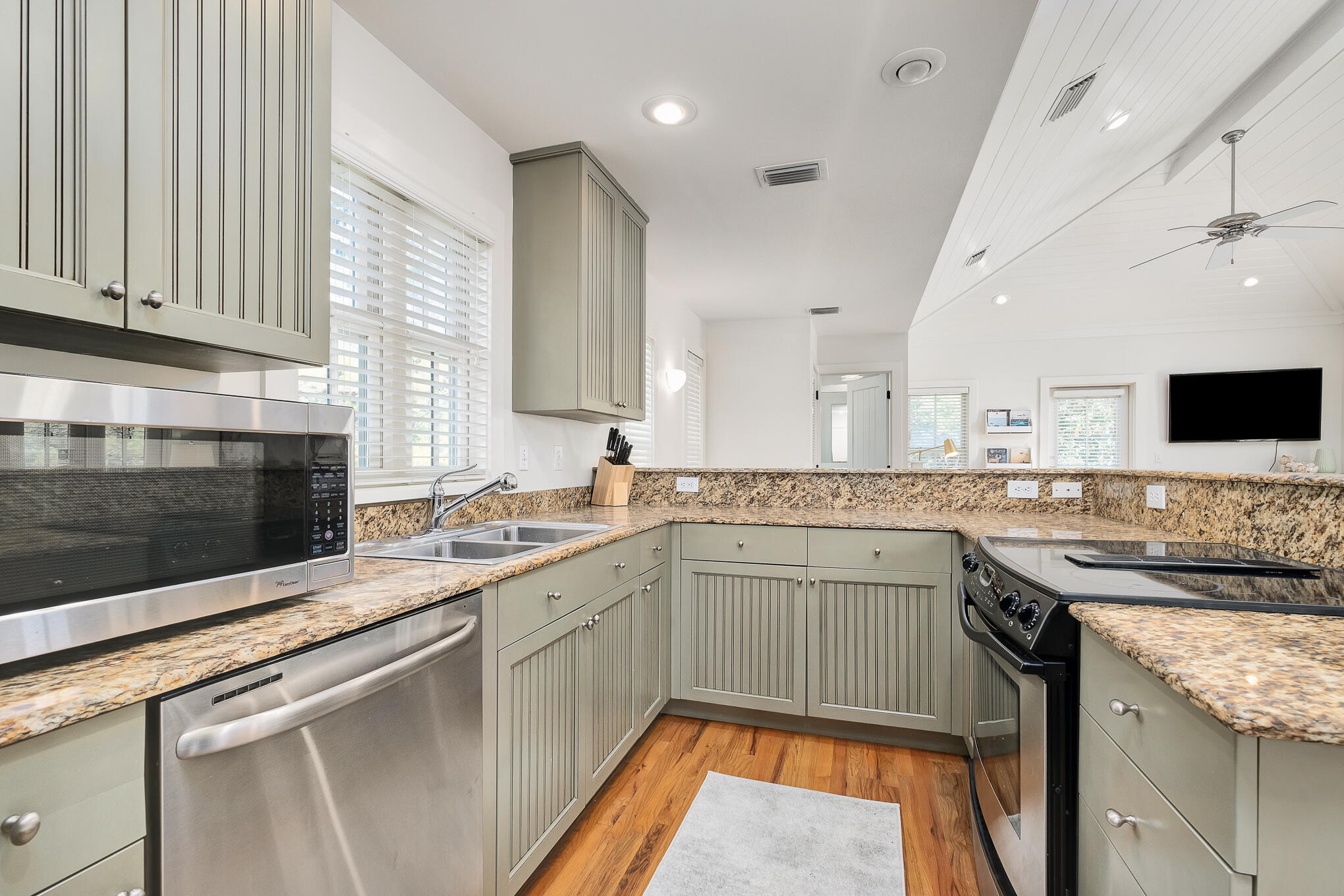 MAGNOLIA COTTAGES BY THE SEA - Residential