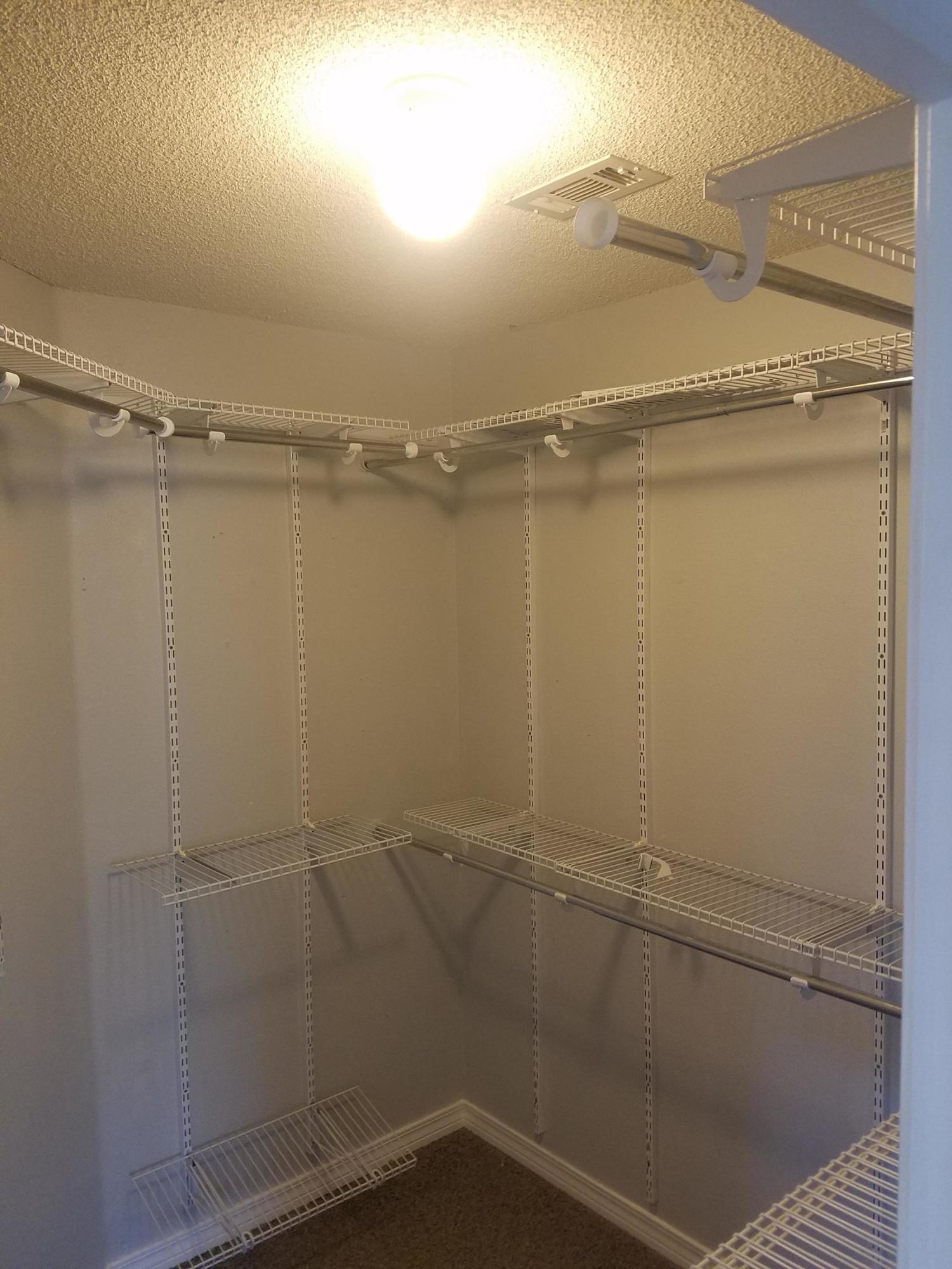 VICTORIAN VILLAGE - Residential