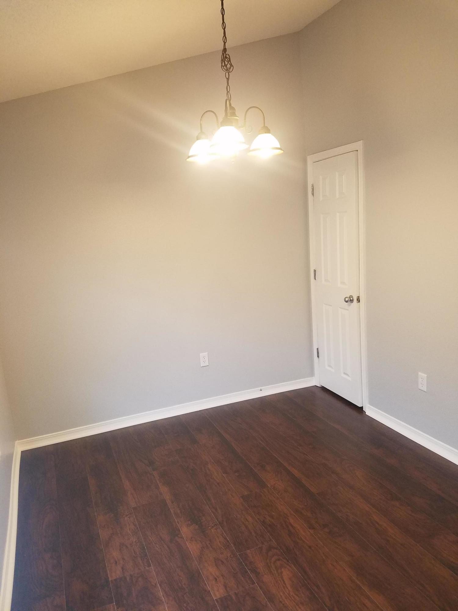 VICTORIAN VILLAGE - Residential