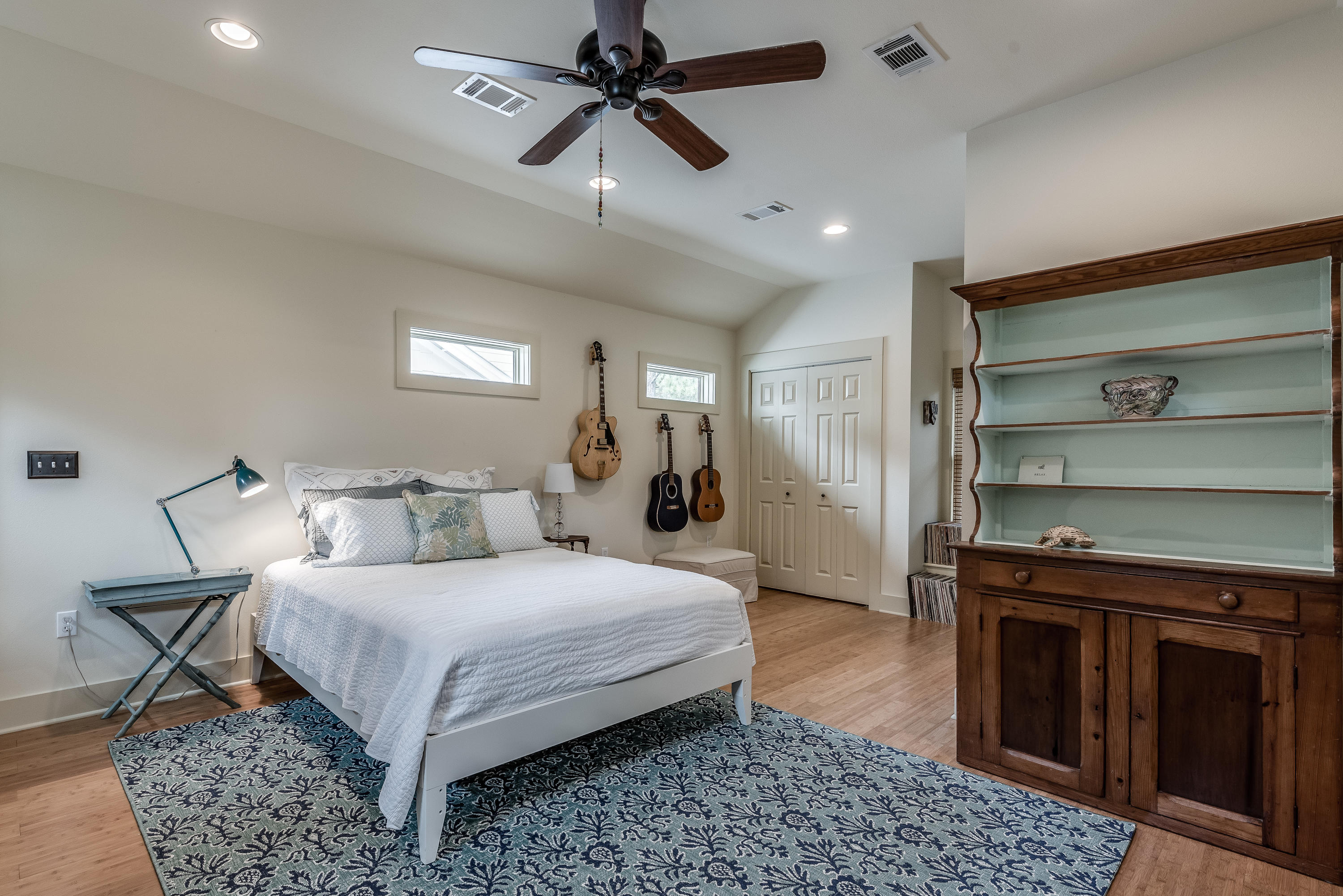 GROVE BY THE SEA - Residential