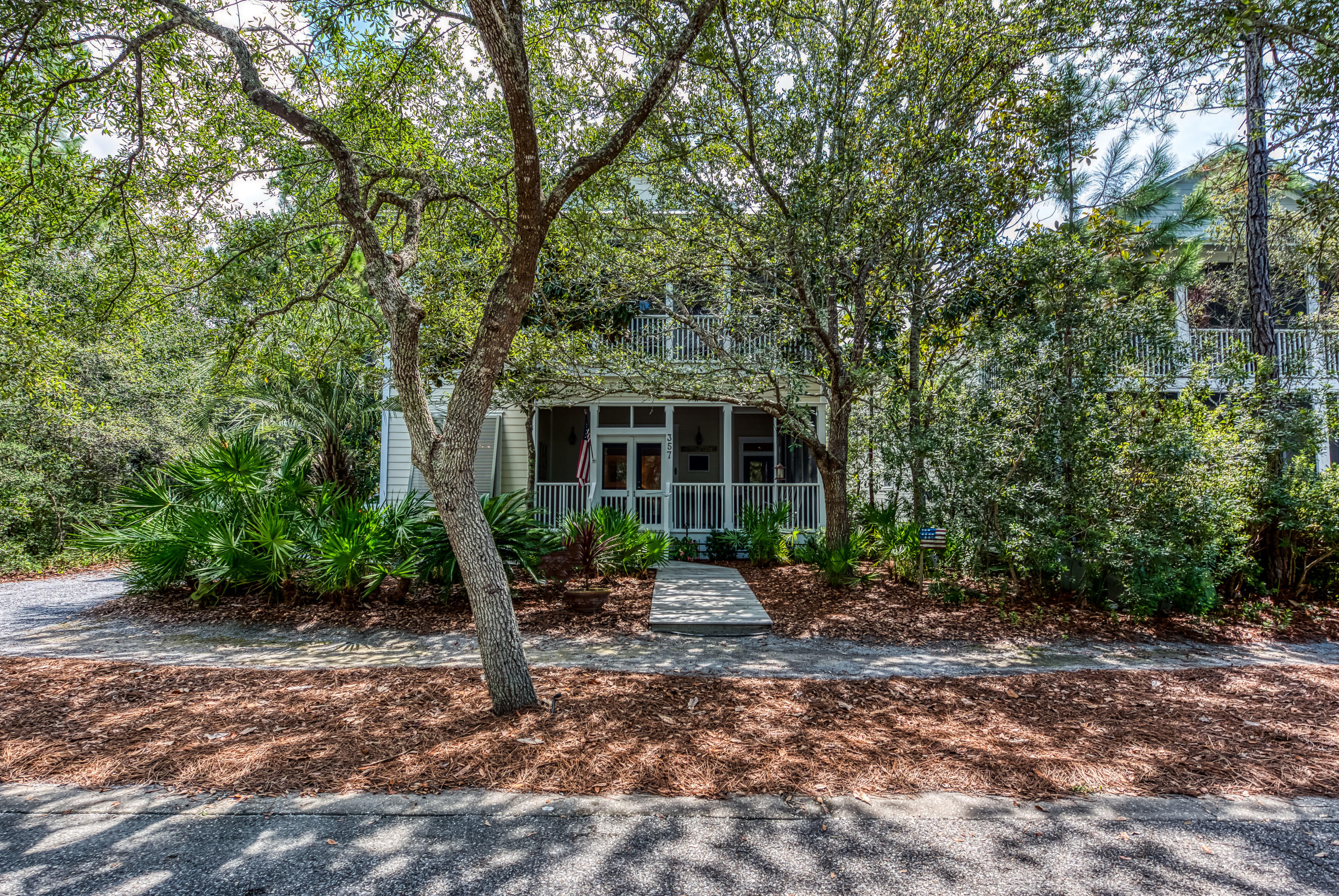 GROVE BY THE SEA - Residential