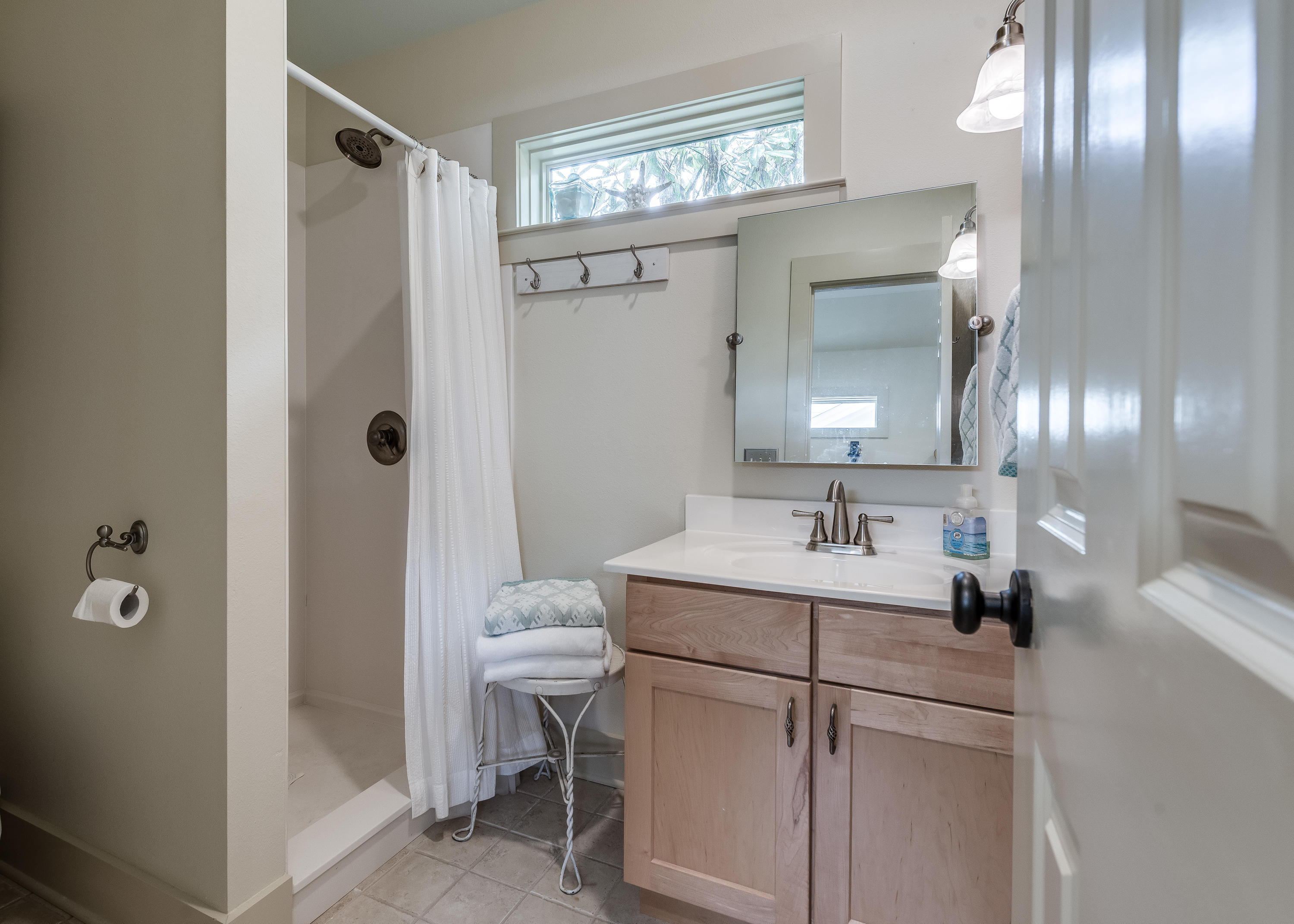 GROVE BY THE SEA - Residential