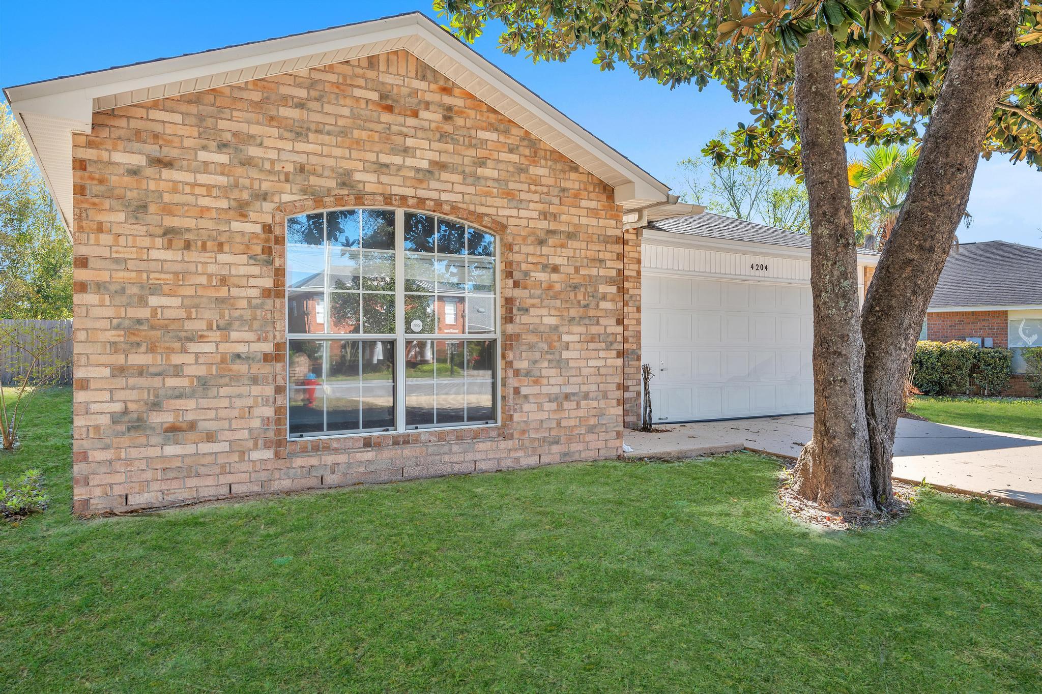 SHADOW OAK S/D - Residential Lease