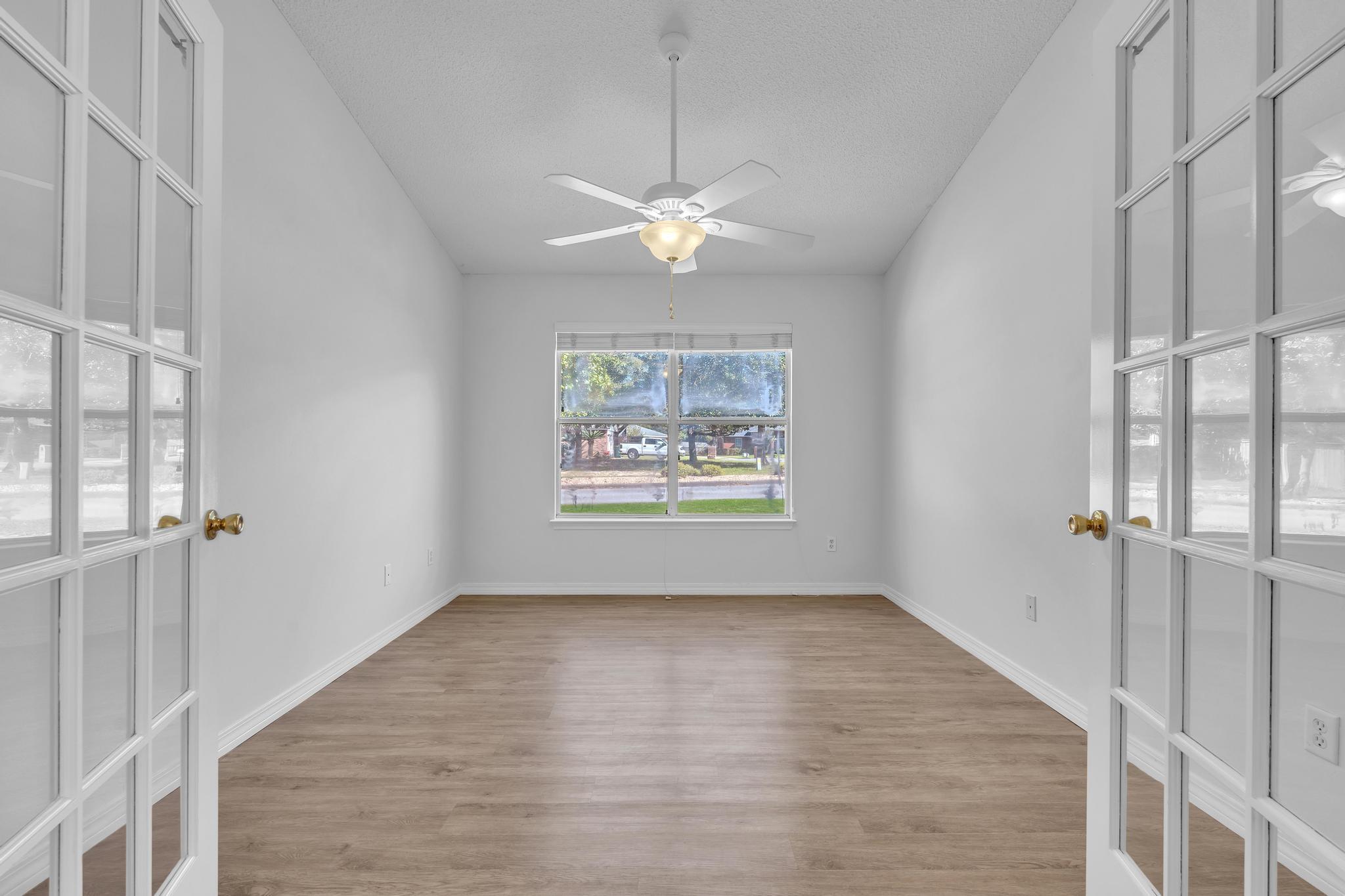 SHADOW OAK S/D - Residential Lease