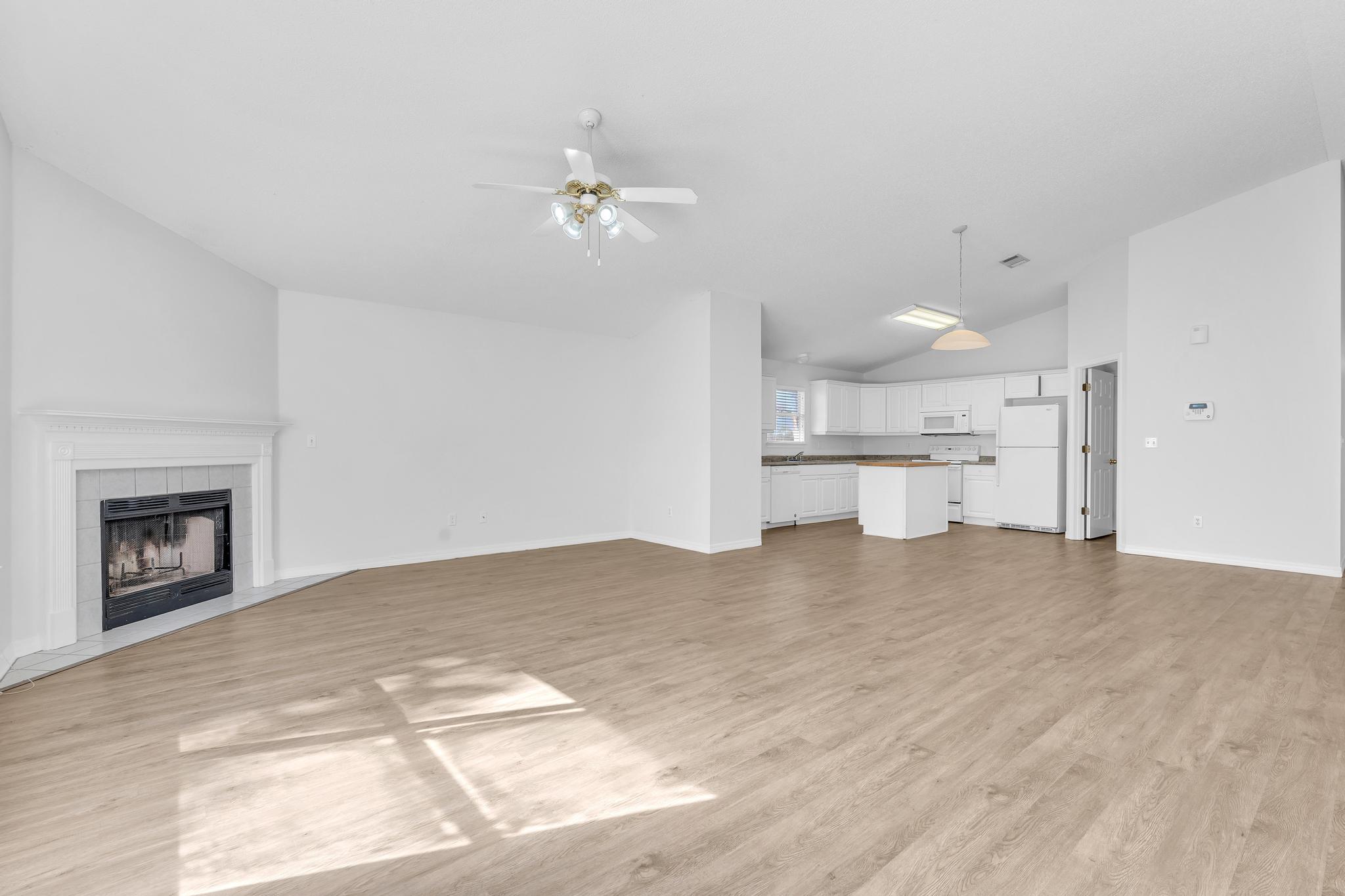 SHADOW OAK S/D - Residential Lease