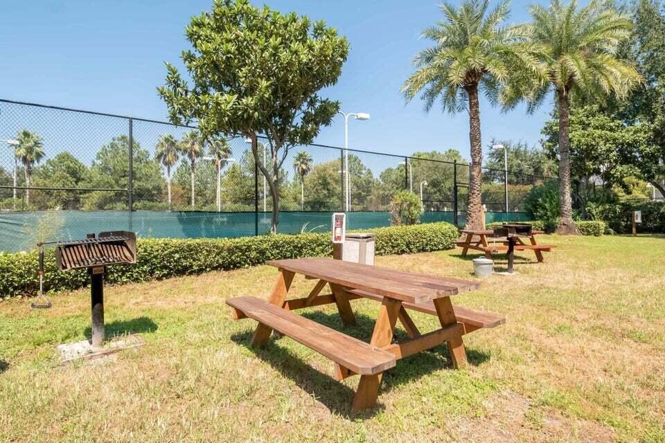 4207 Indian Bayou trail 2616