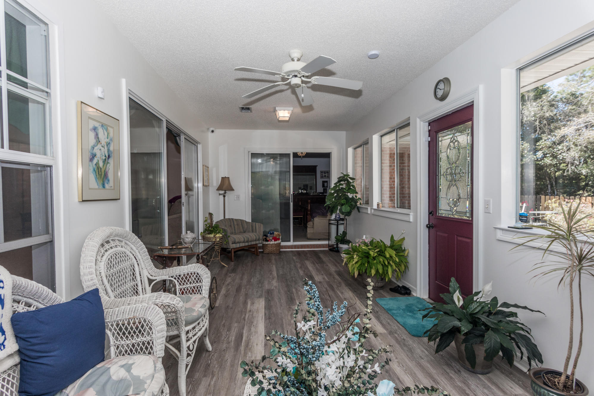 Colony Club - Residential