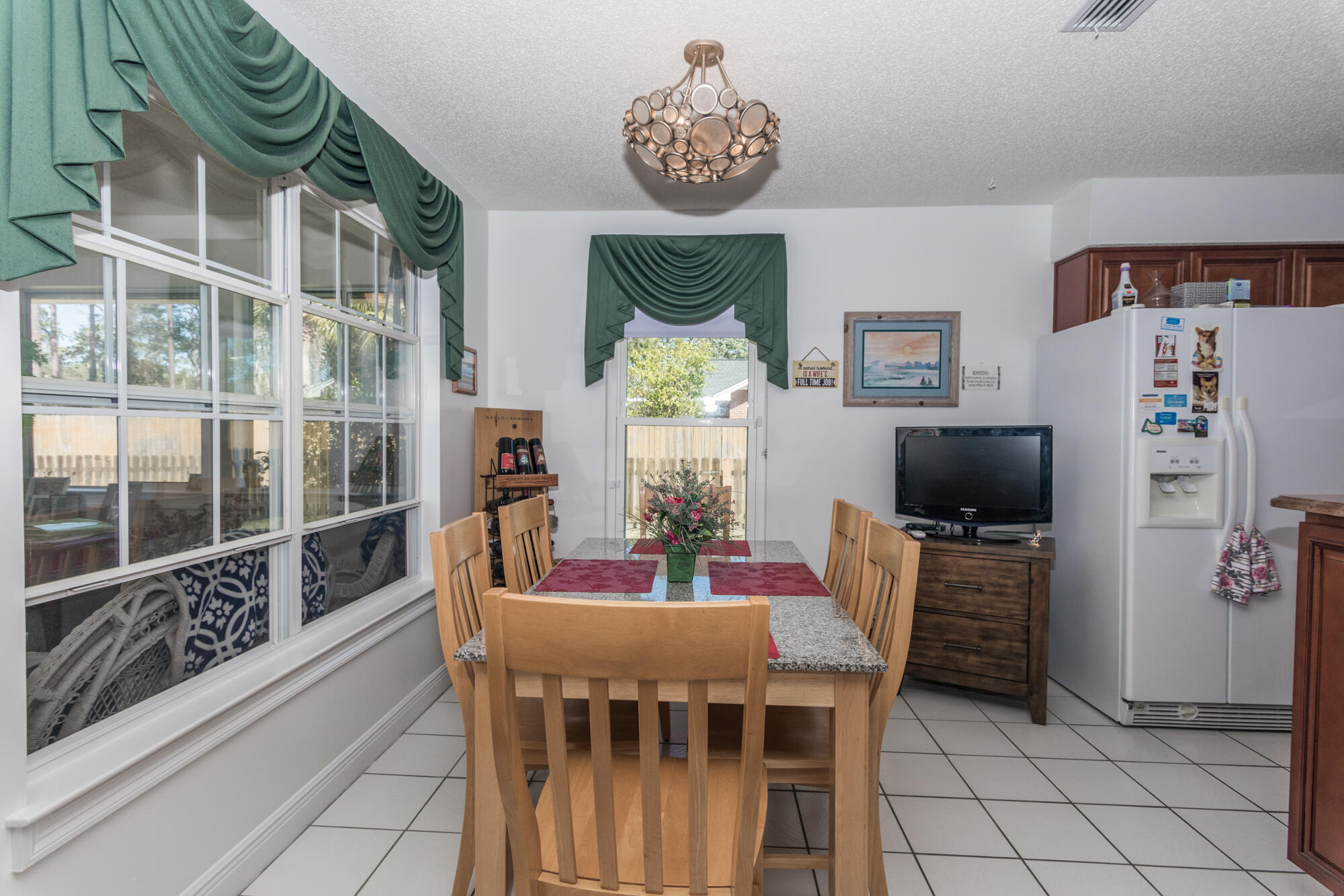 Colony Club - Residential