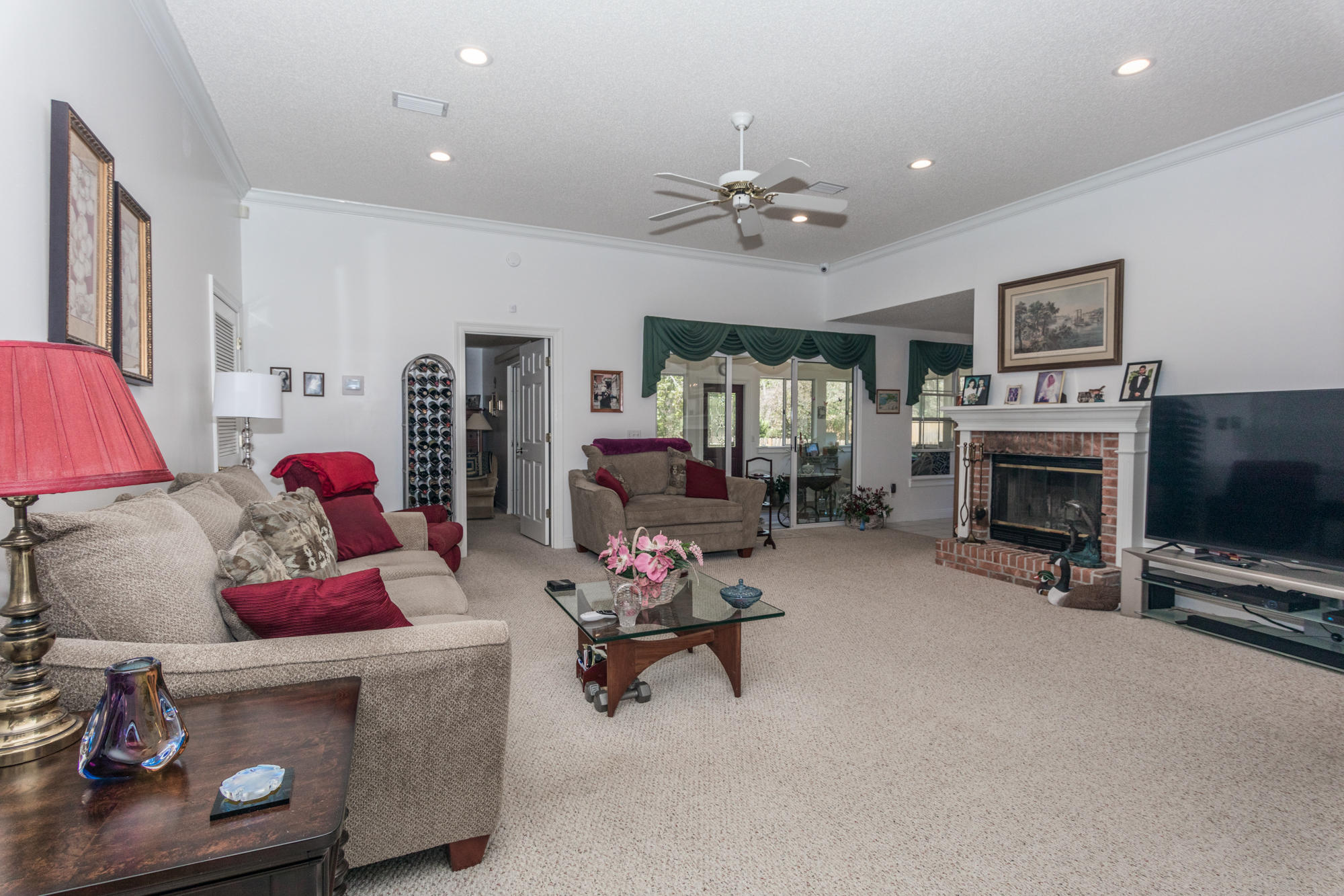 Colony Club - Residential