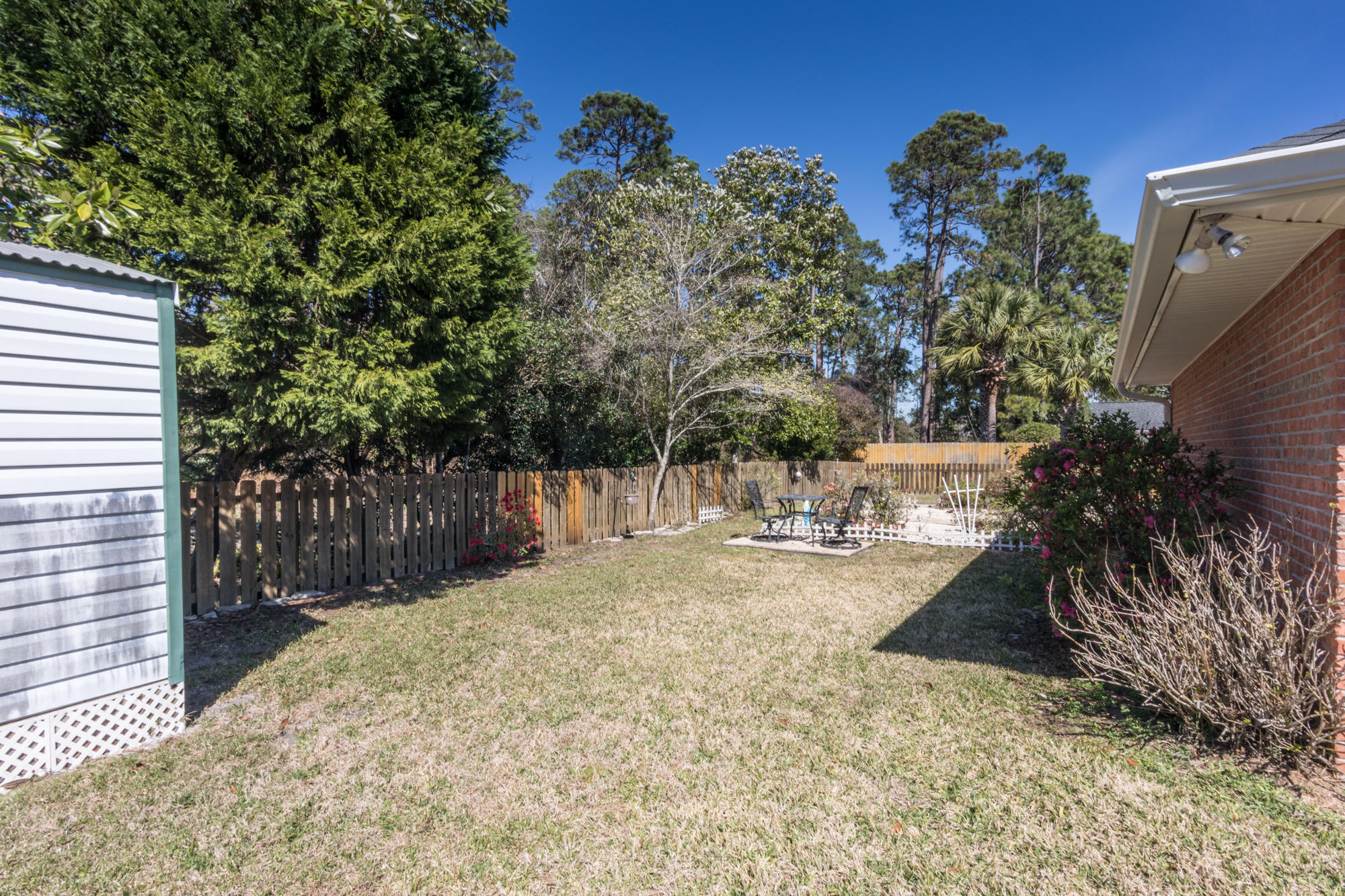 Colony Club - Residential