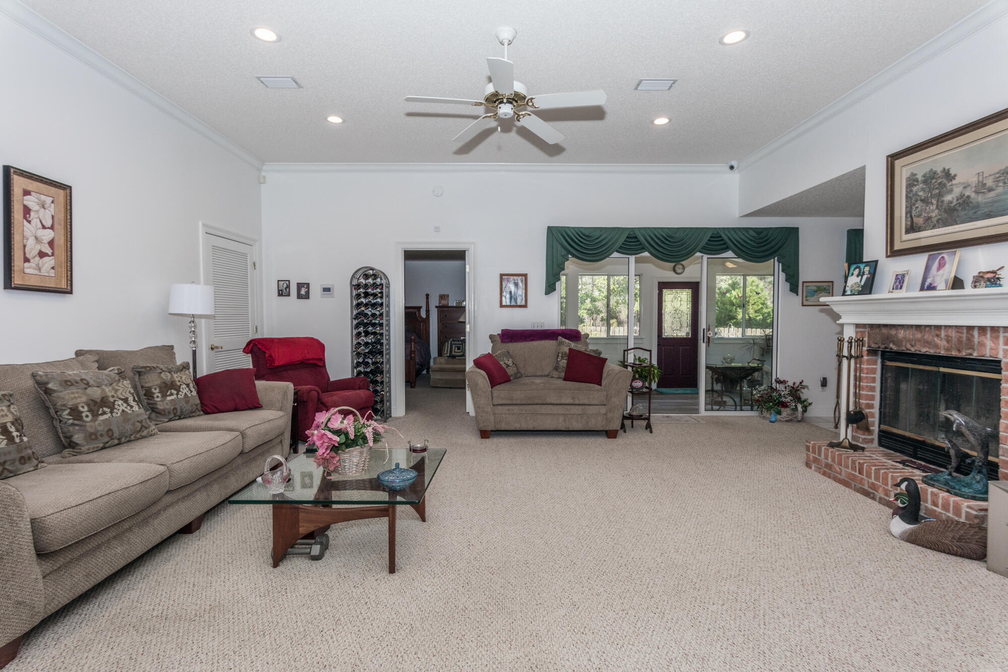 Colony Club - Residential