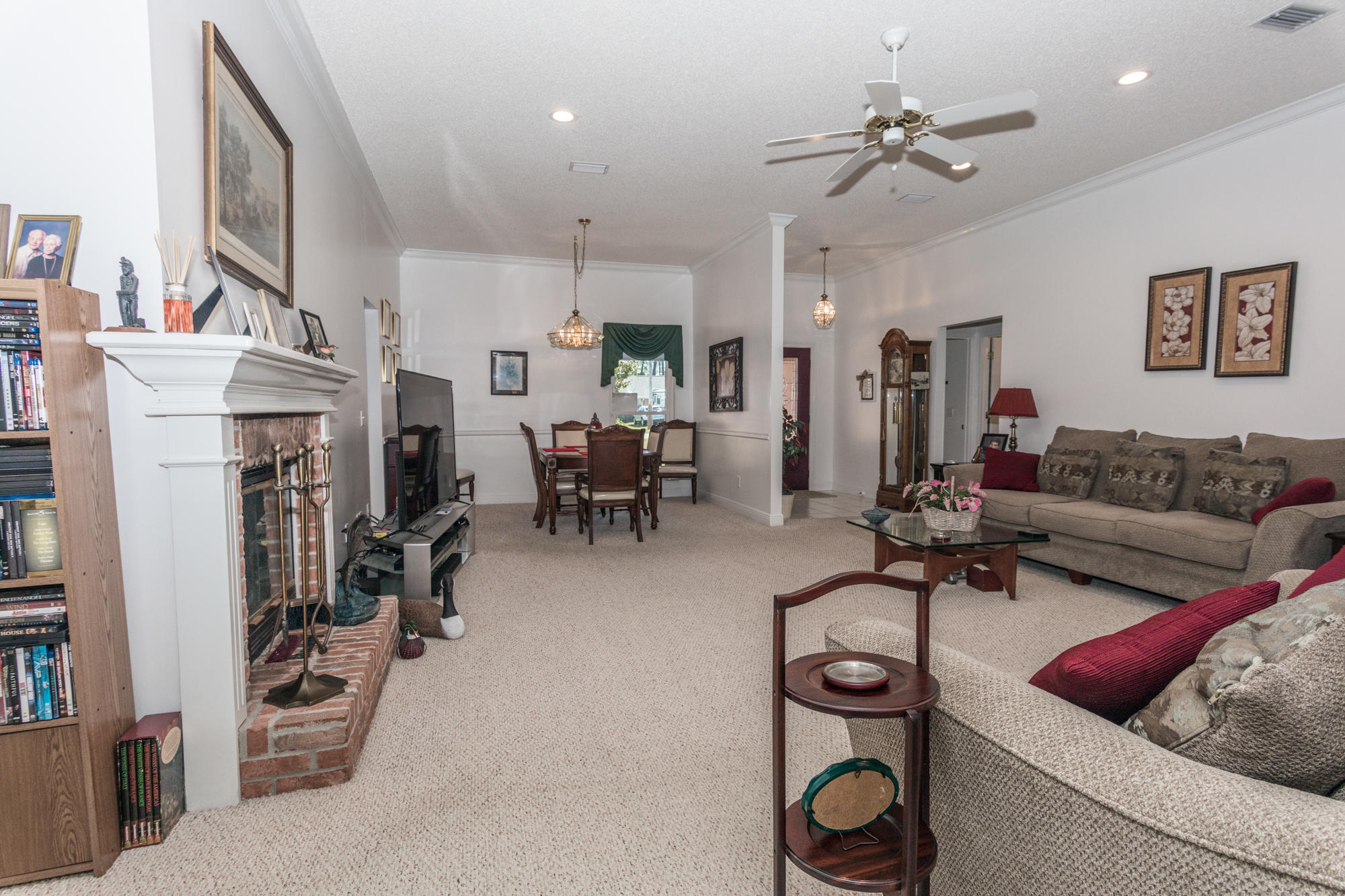 Colony Club - Residential