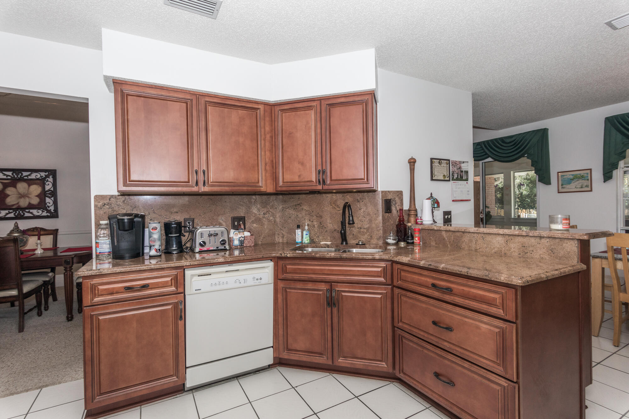 Colony Club - Residential