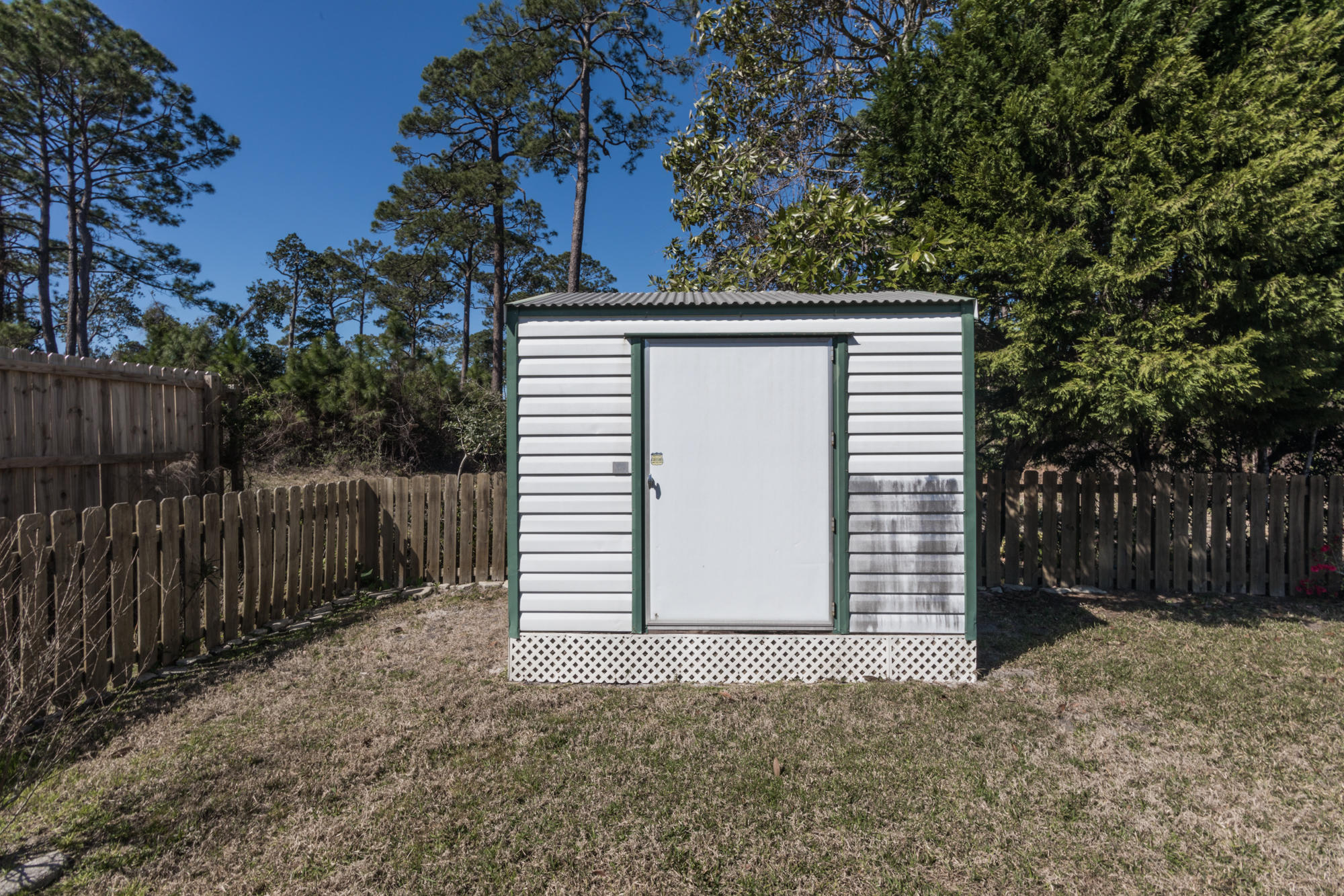 Colony Club - Residential